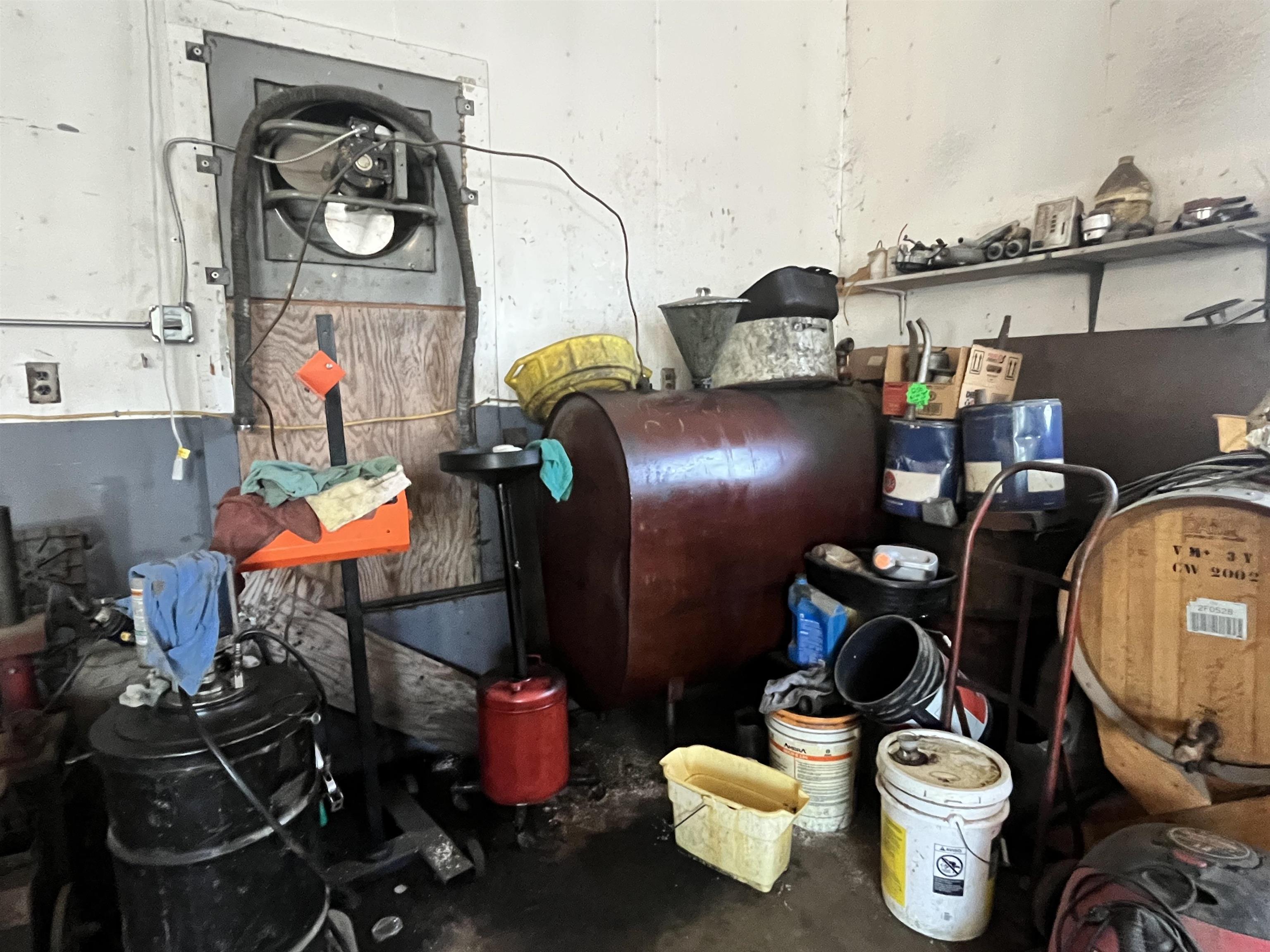 main property photo 12