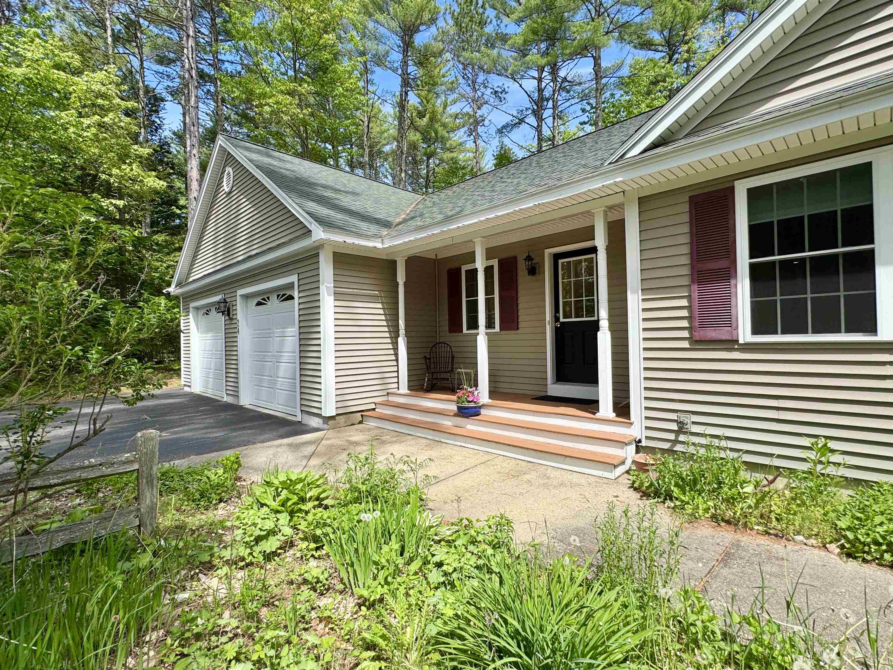 main property photo 44