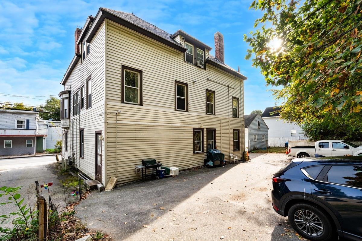 main property photo 4