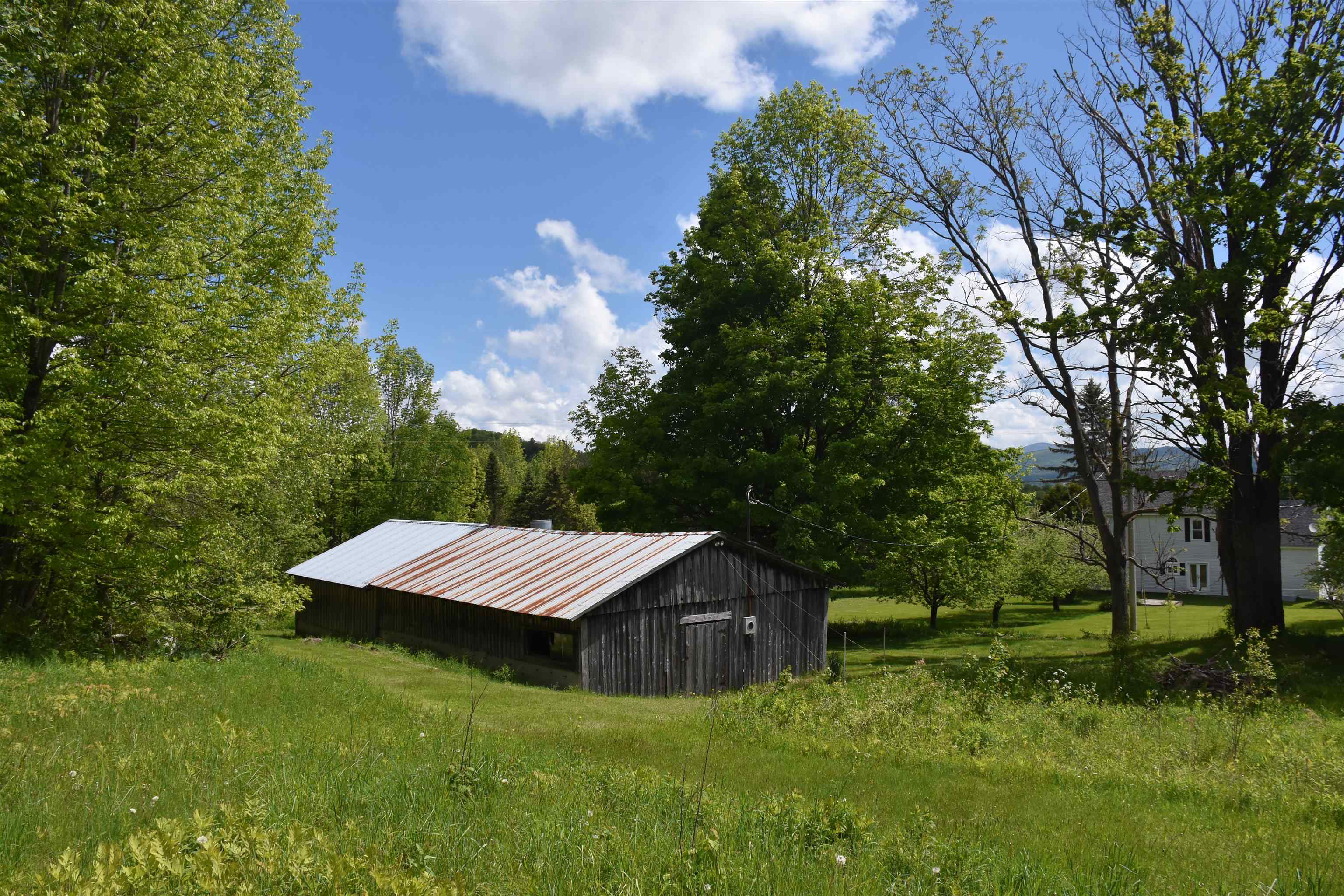 main property photo 36