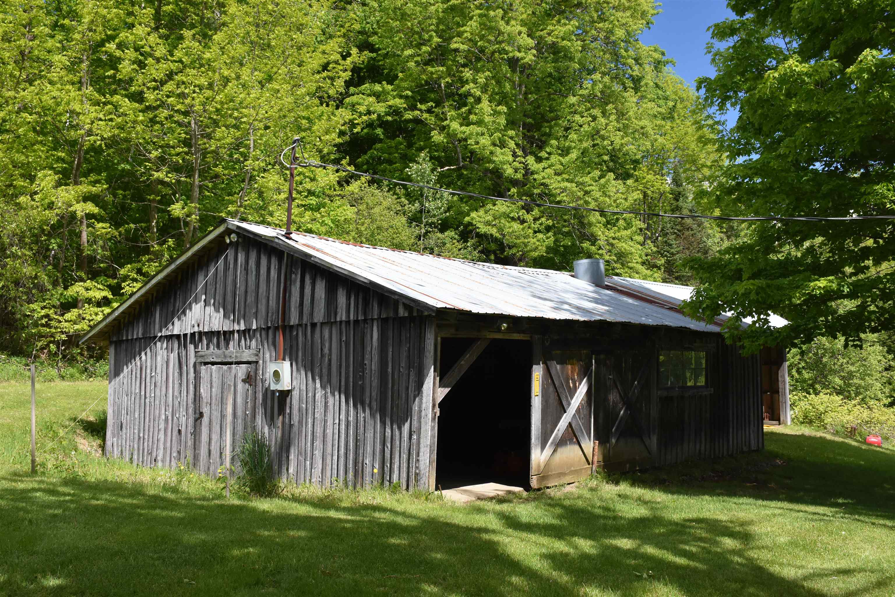 main property photo 37