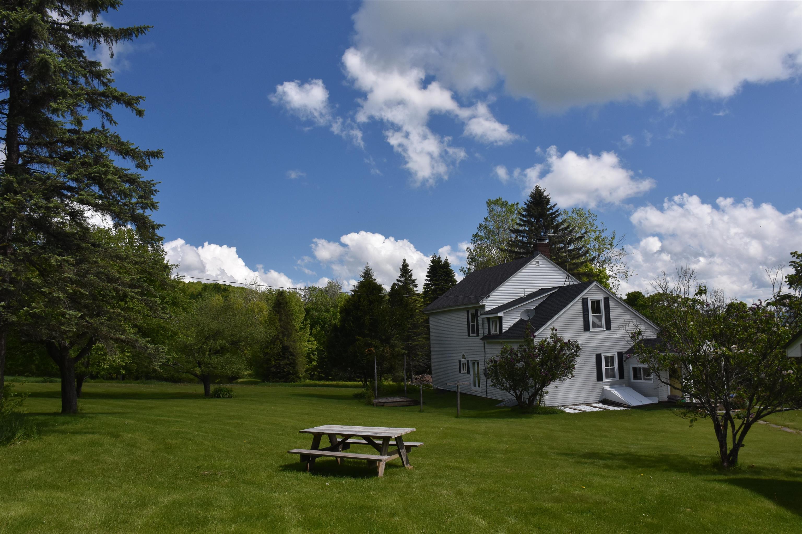 main property photo 41