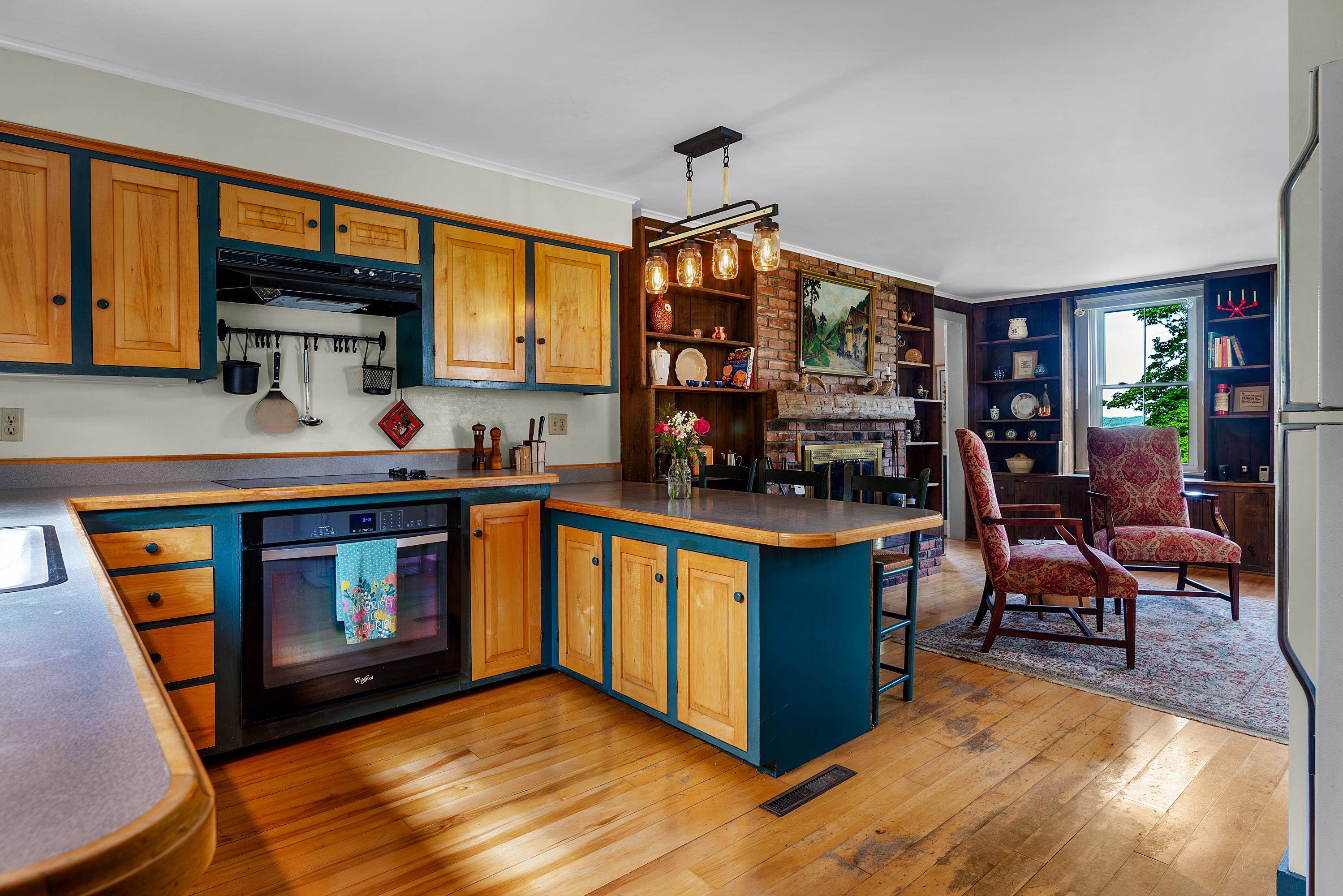 main property photo 7