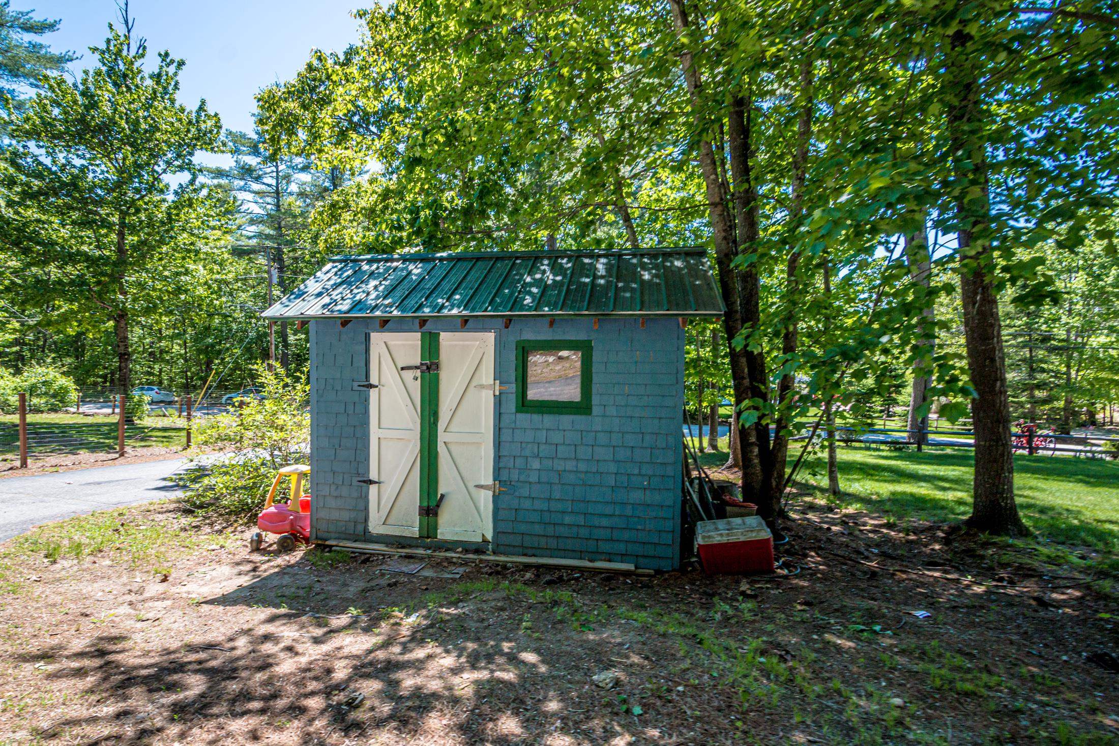 main property photo 40