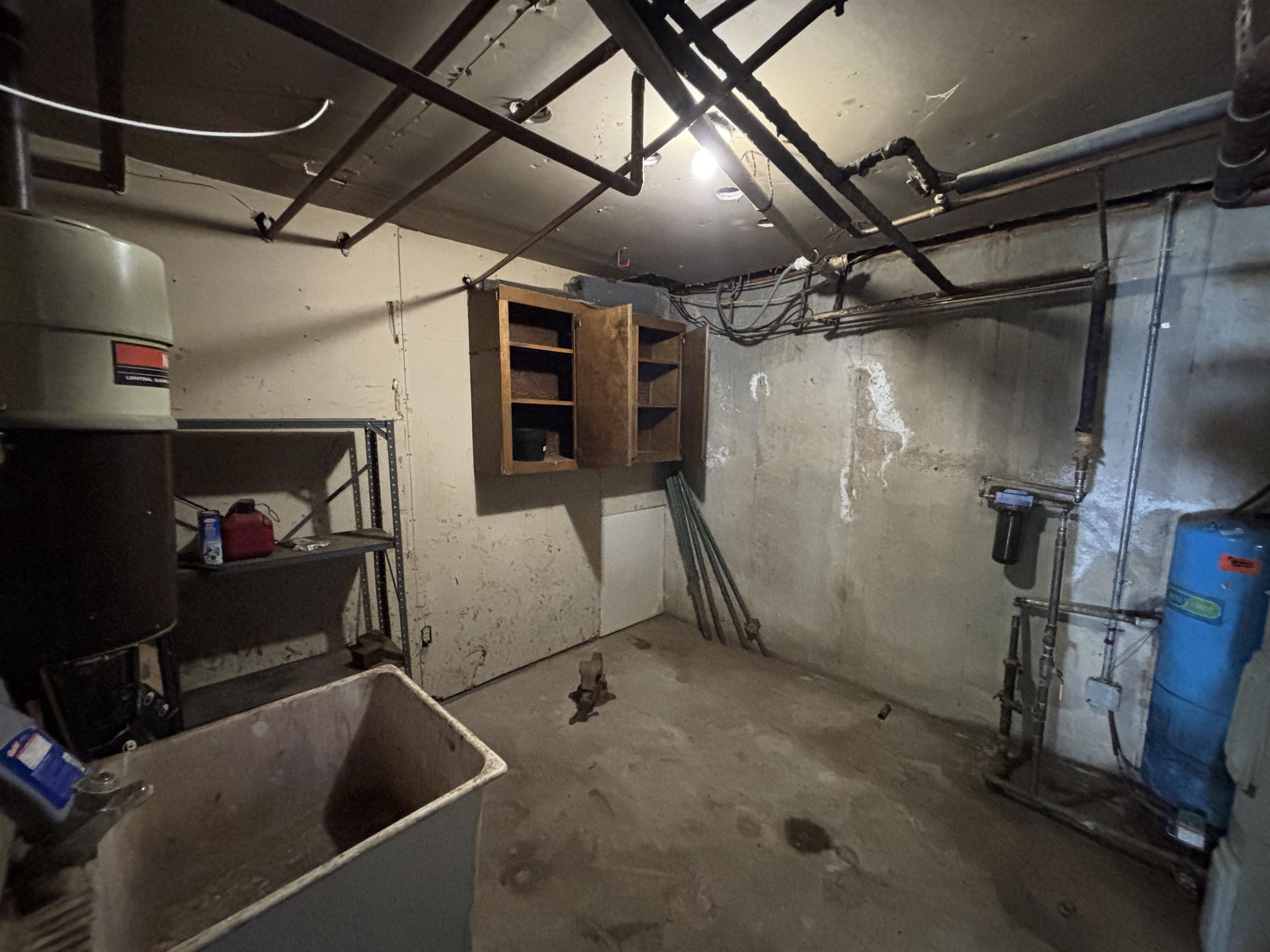 main property photo 42