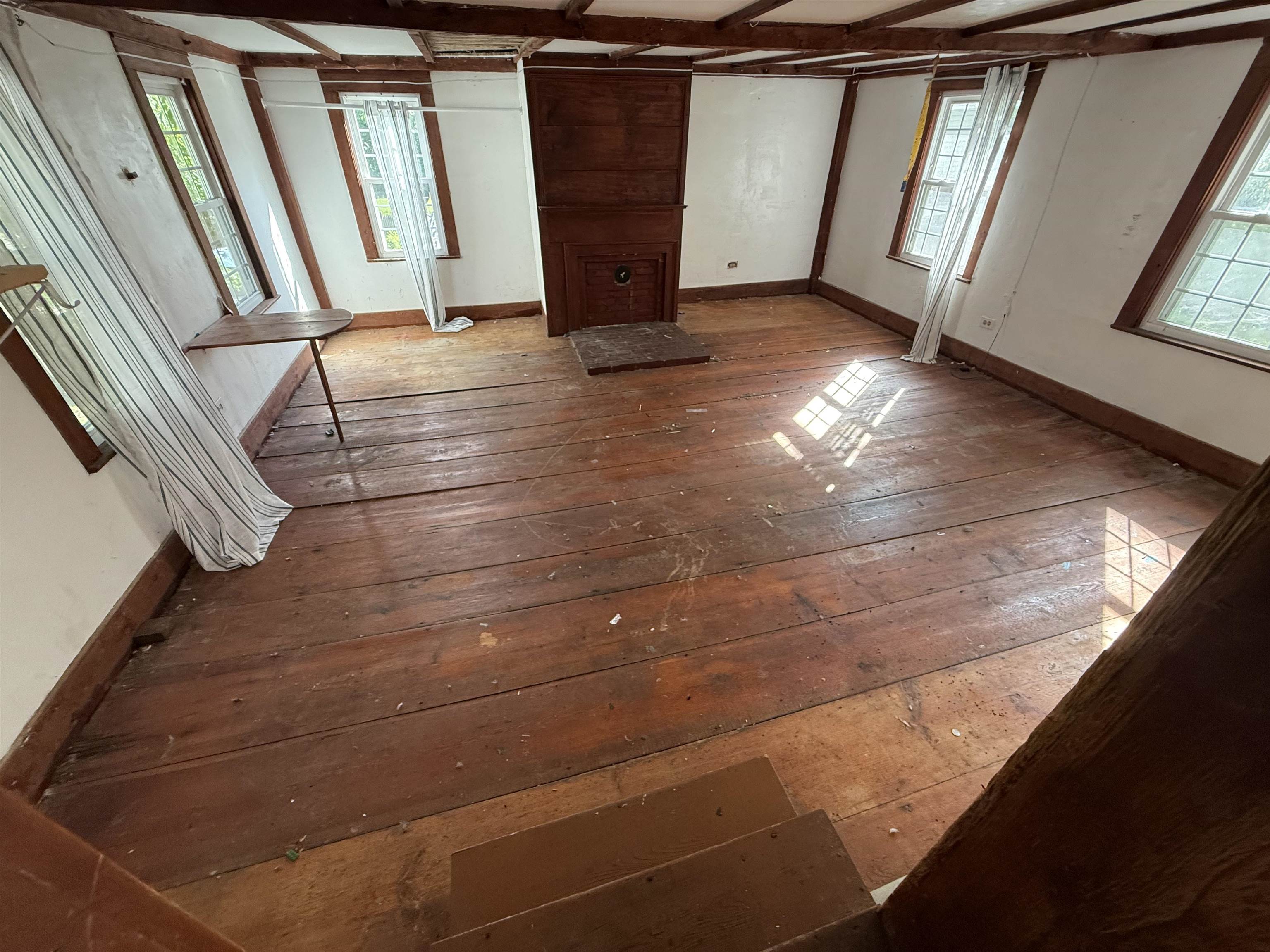 main property photo 13