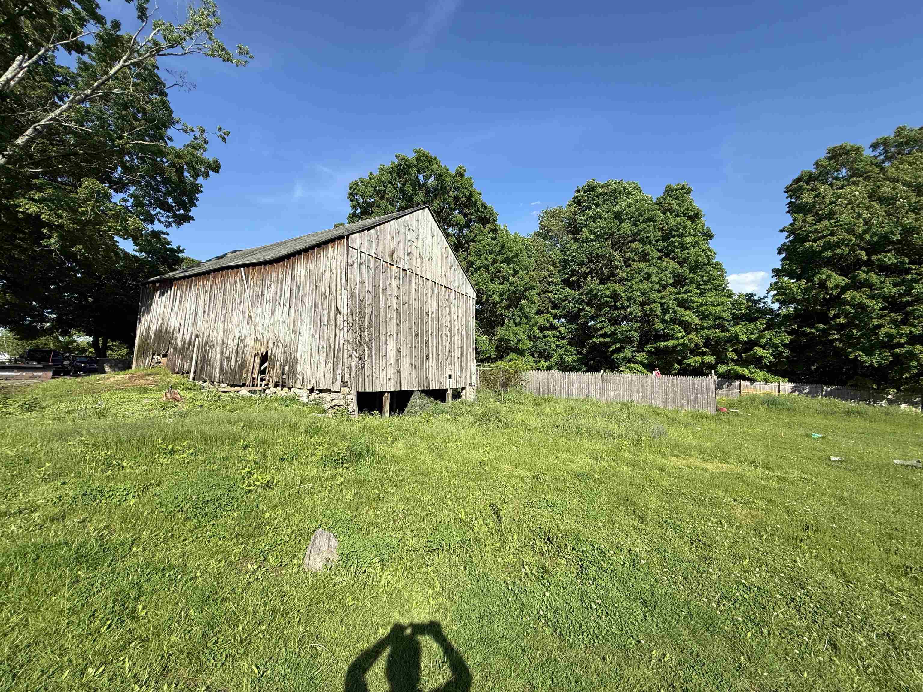 main property photo 19