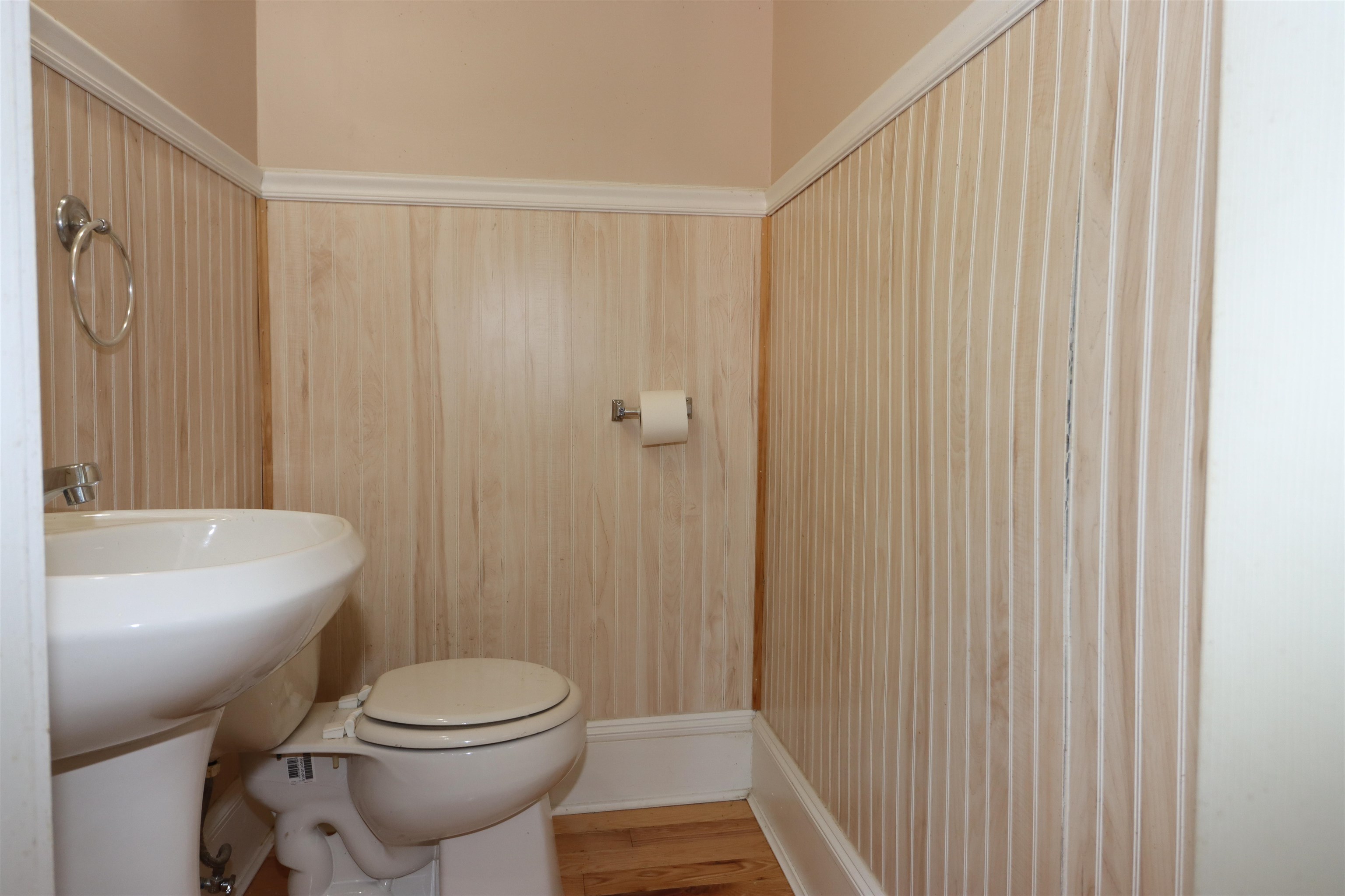 main property photo 8