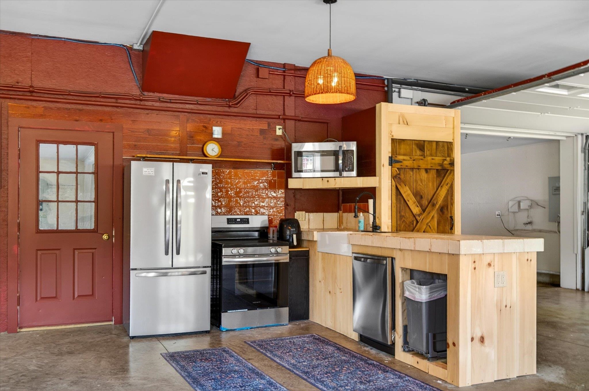 main property photo 57
