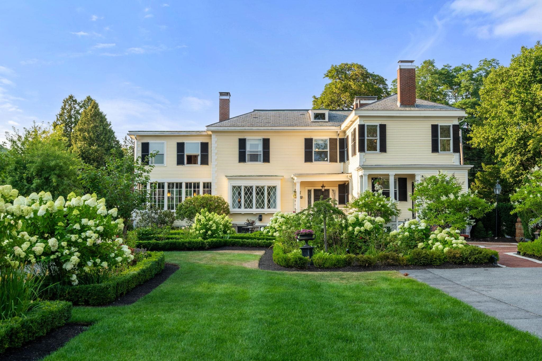 main property photo 50