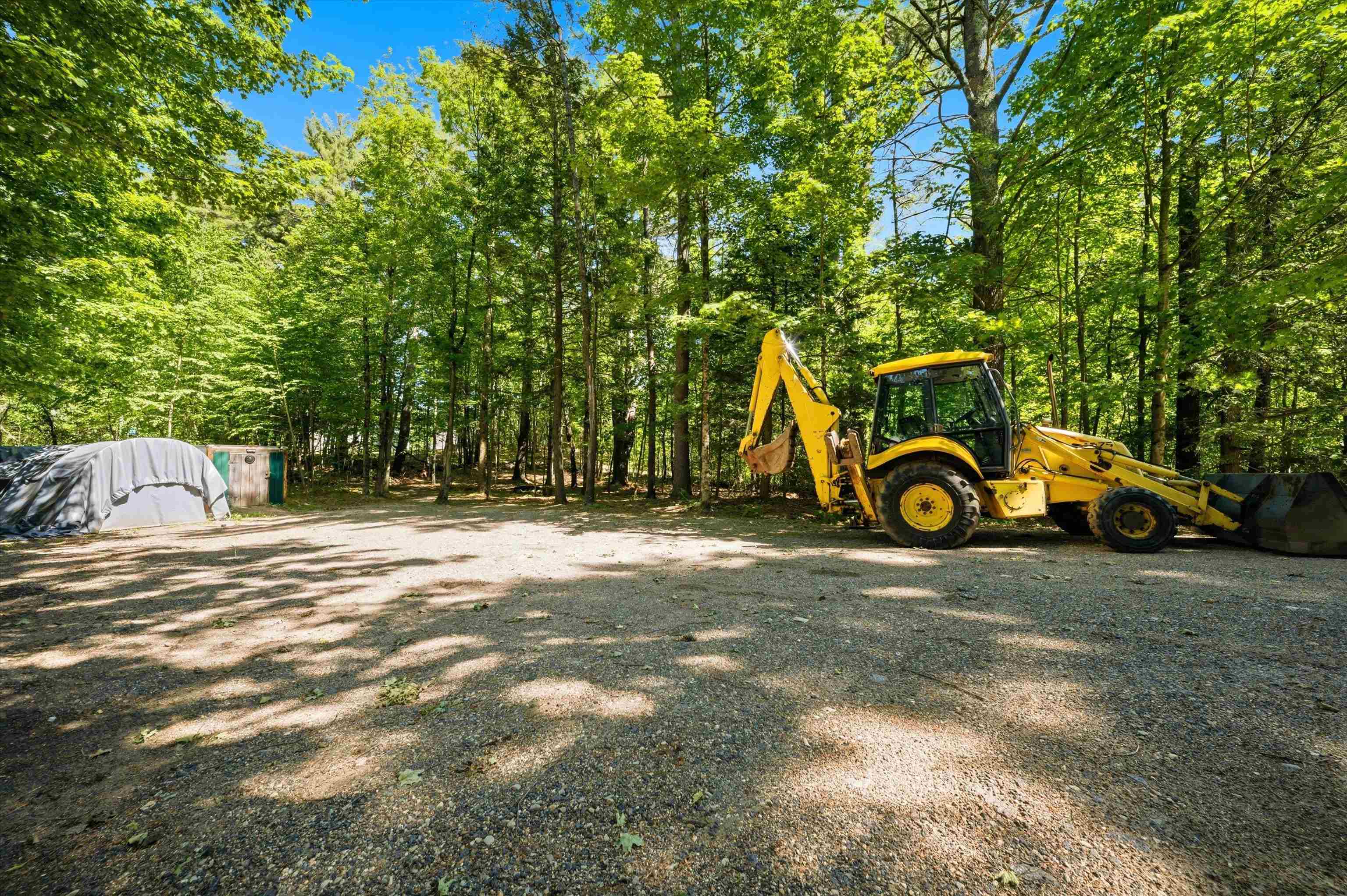 main property photo 48