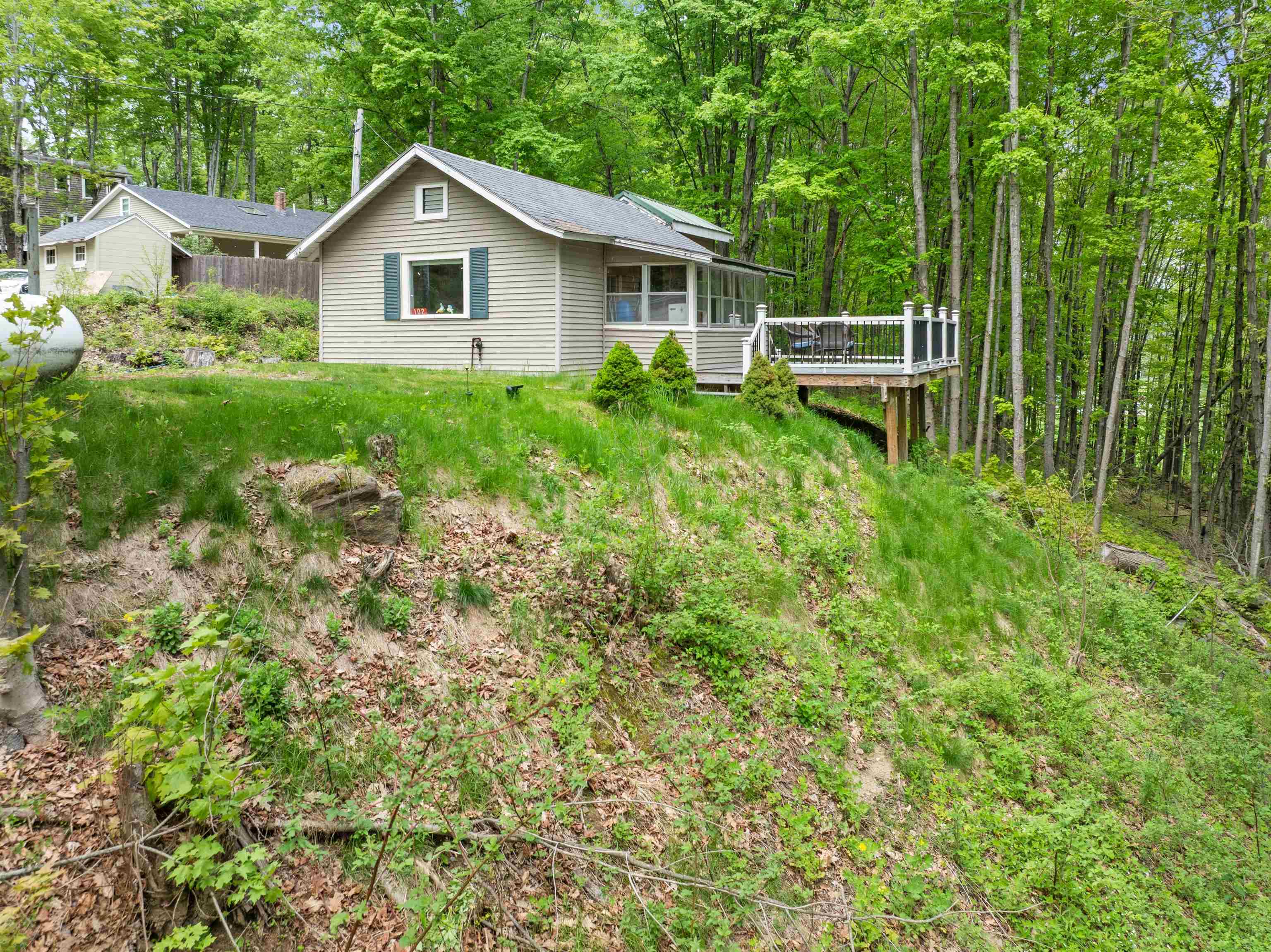 main property photo 24