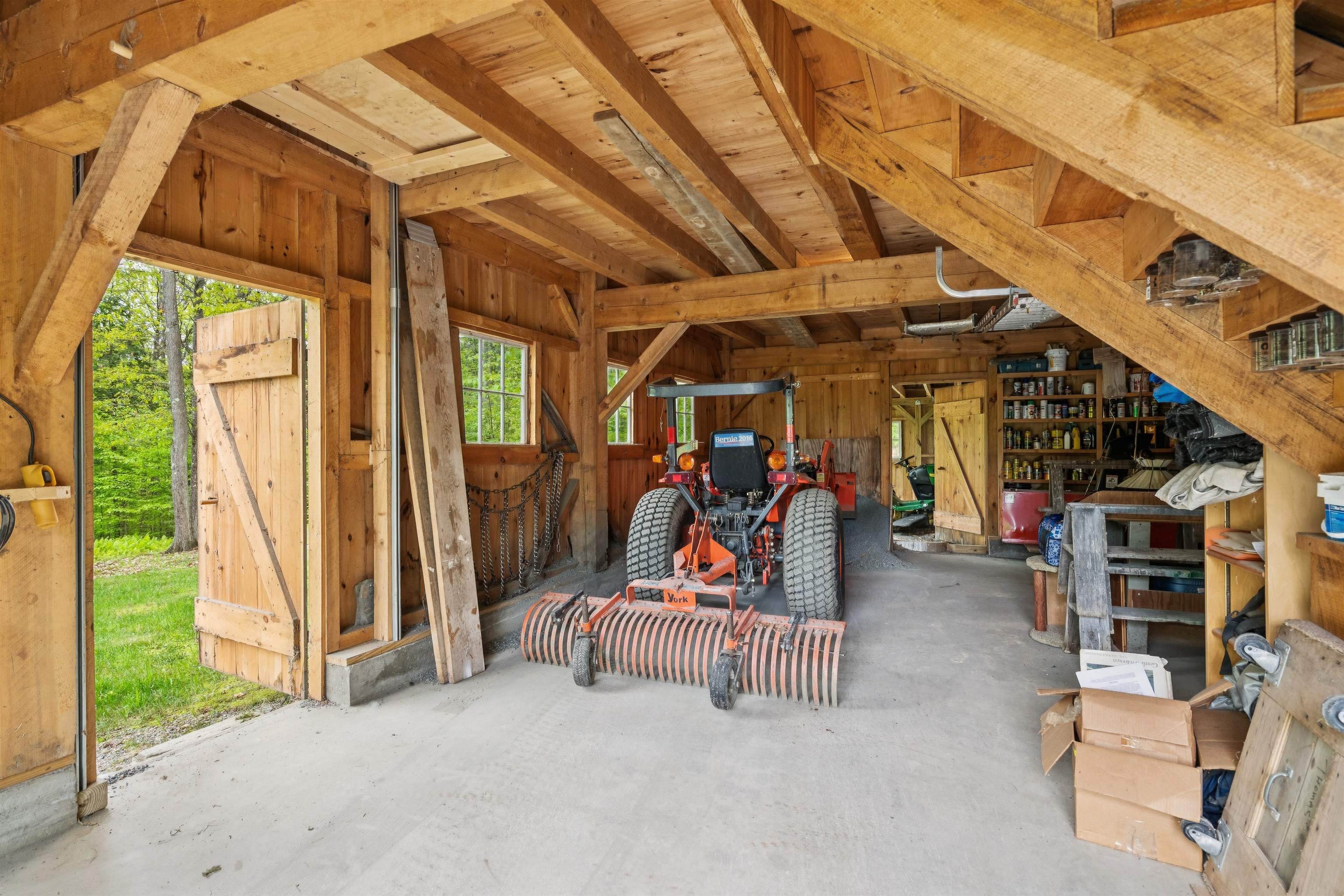 main property photo 48
