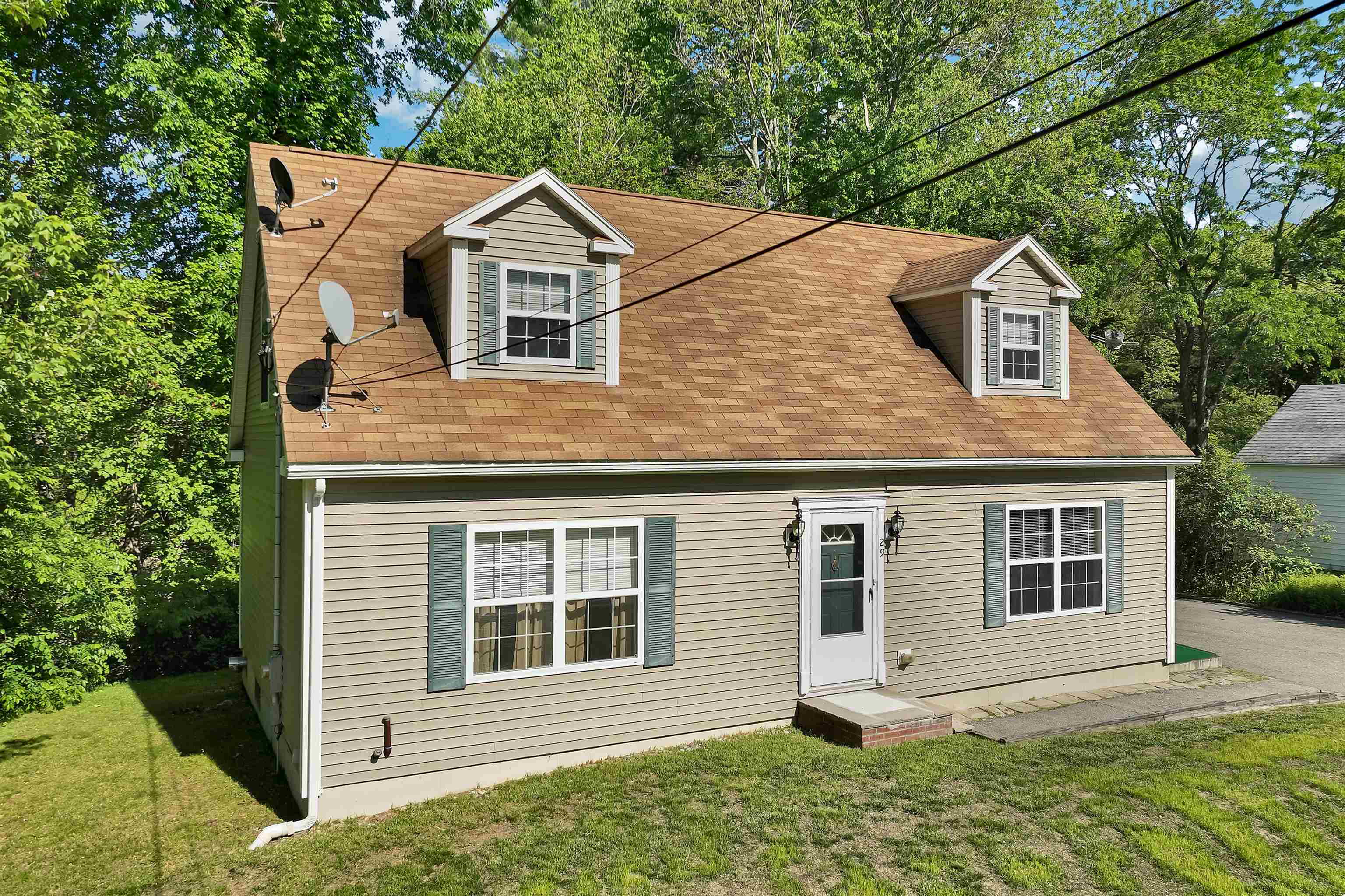 main property photo 1