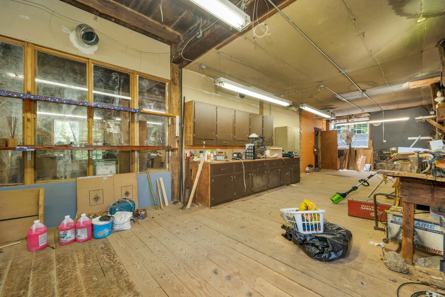 main property photo 48