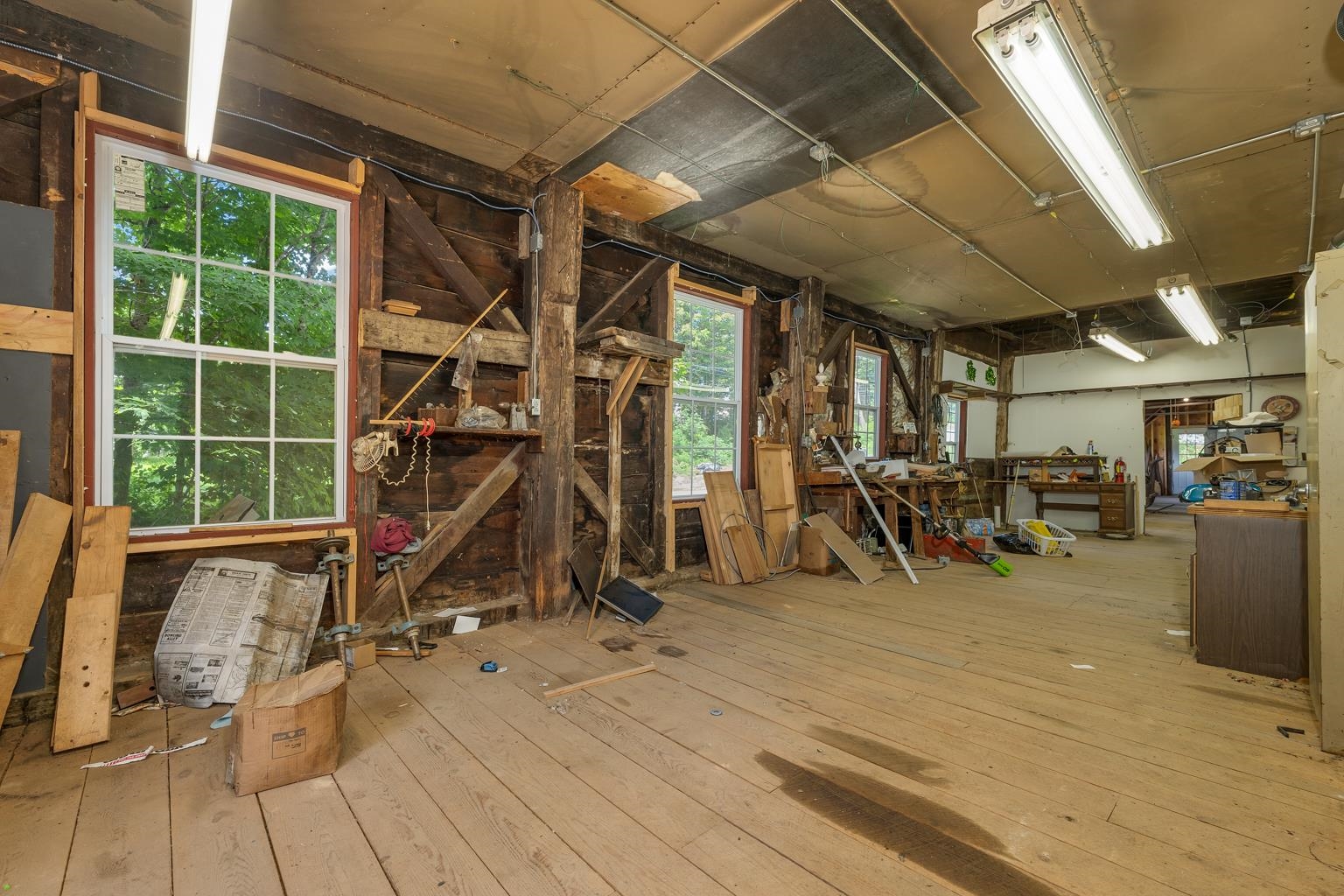 main property photo 50