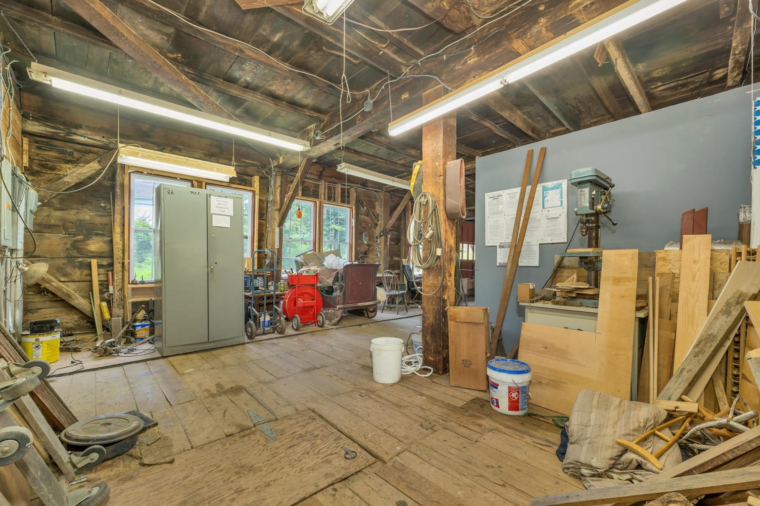 main property photo 56