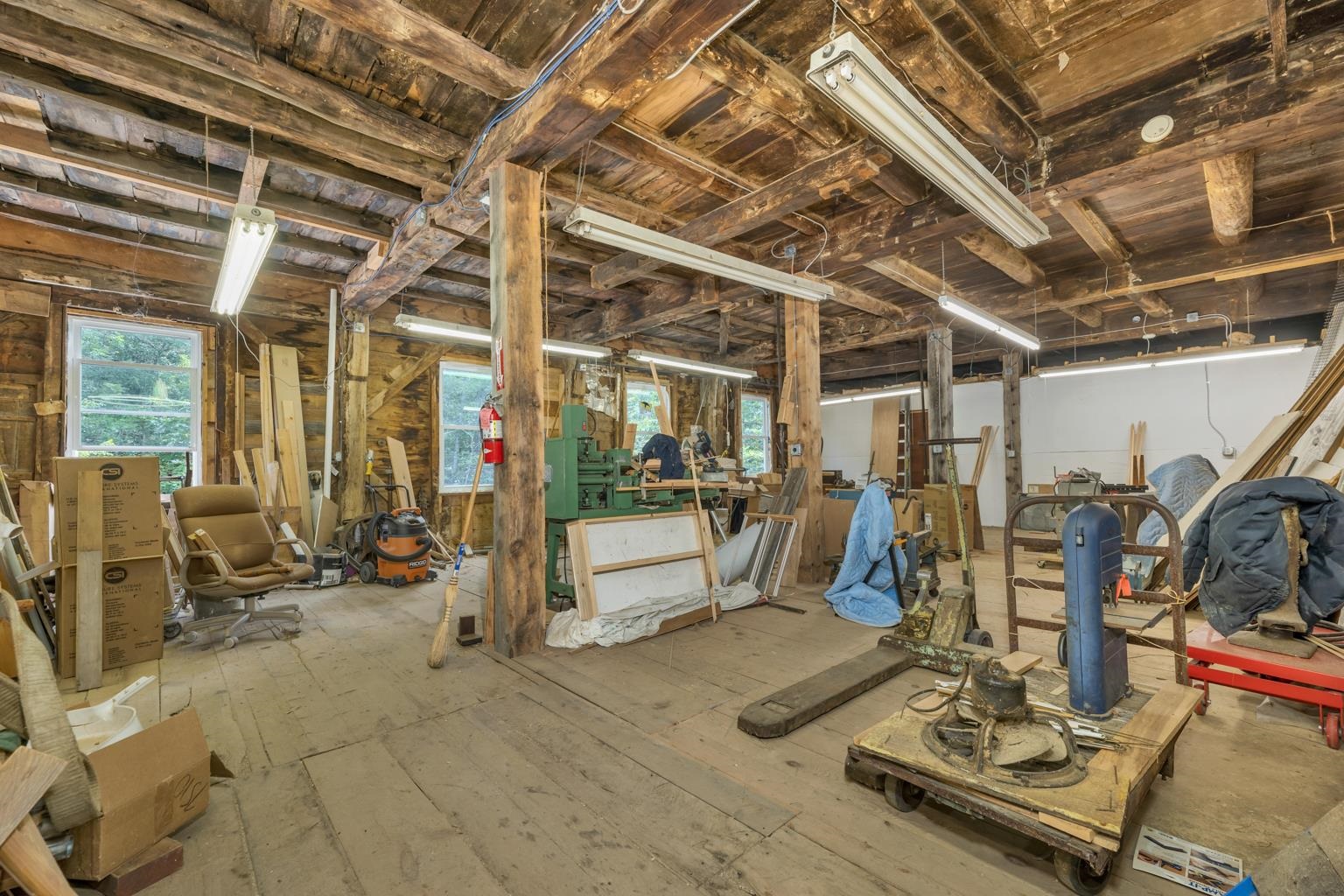 main property photo 57