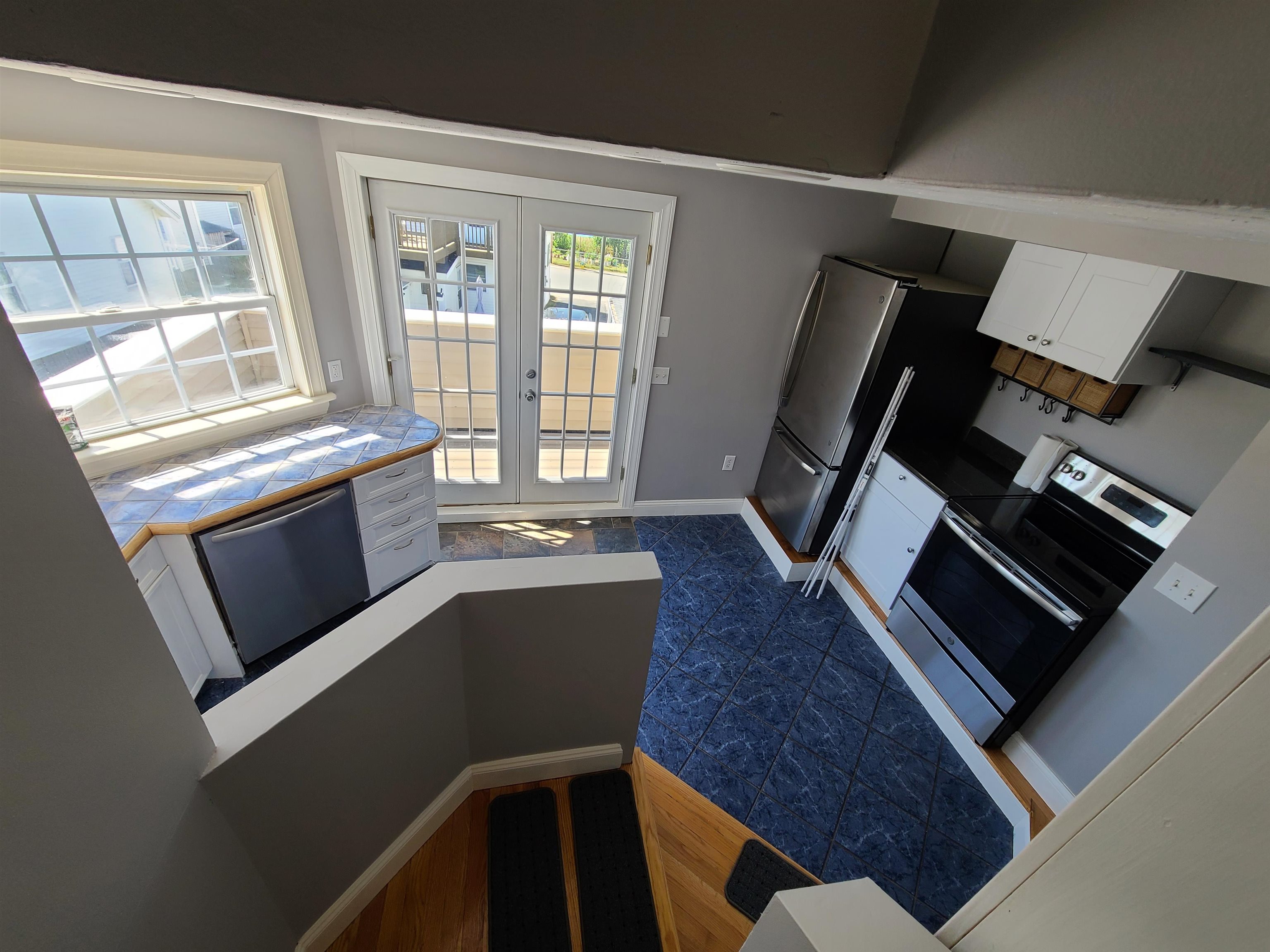 main property photo 17