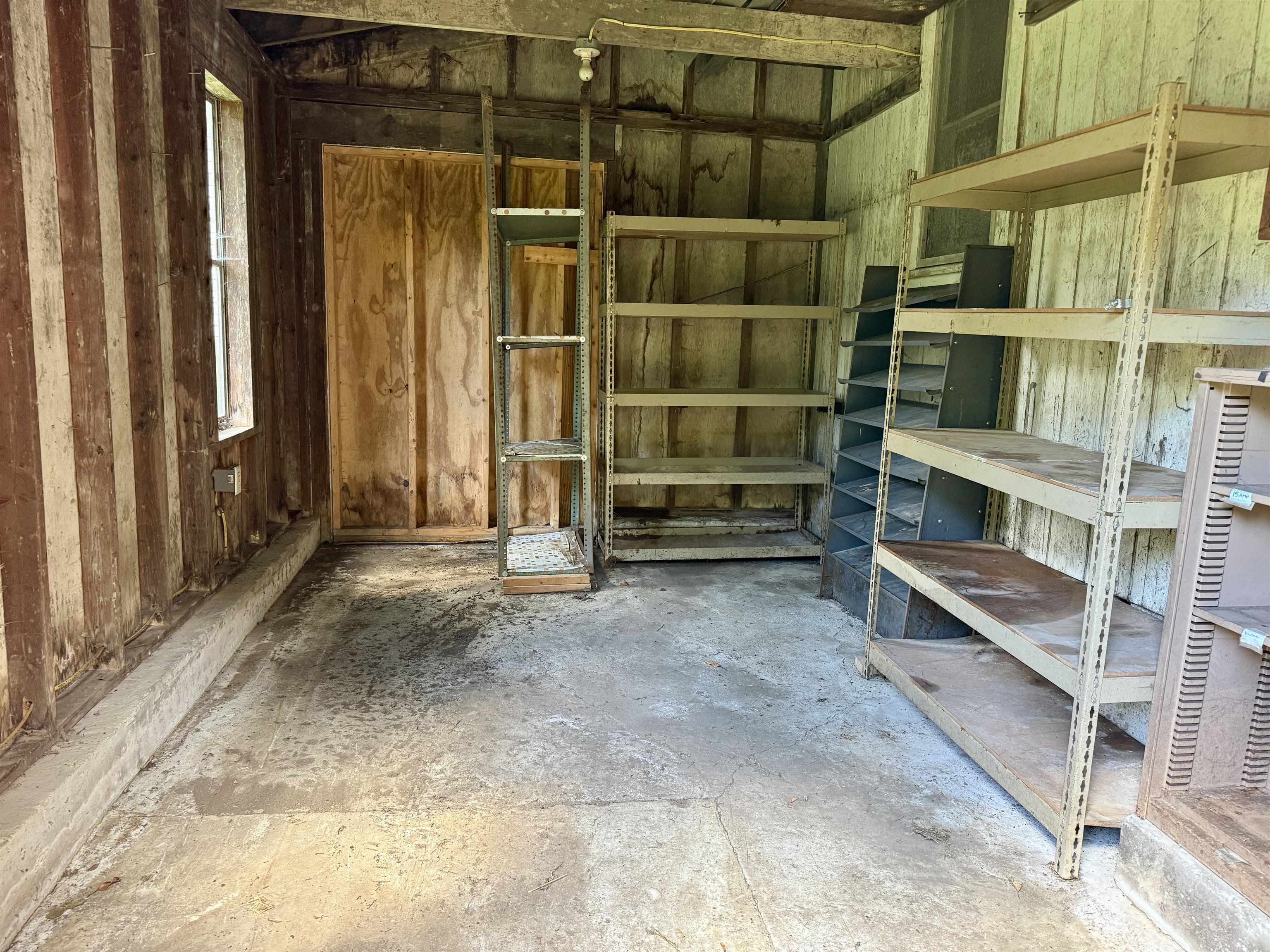 main property photo 39
