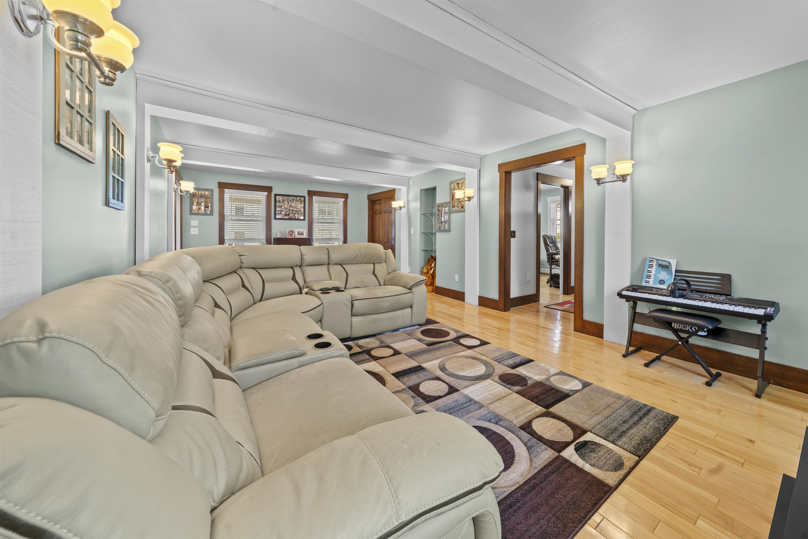 main property photo 27