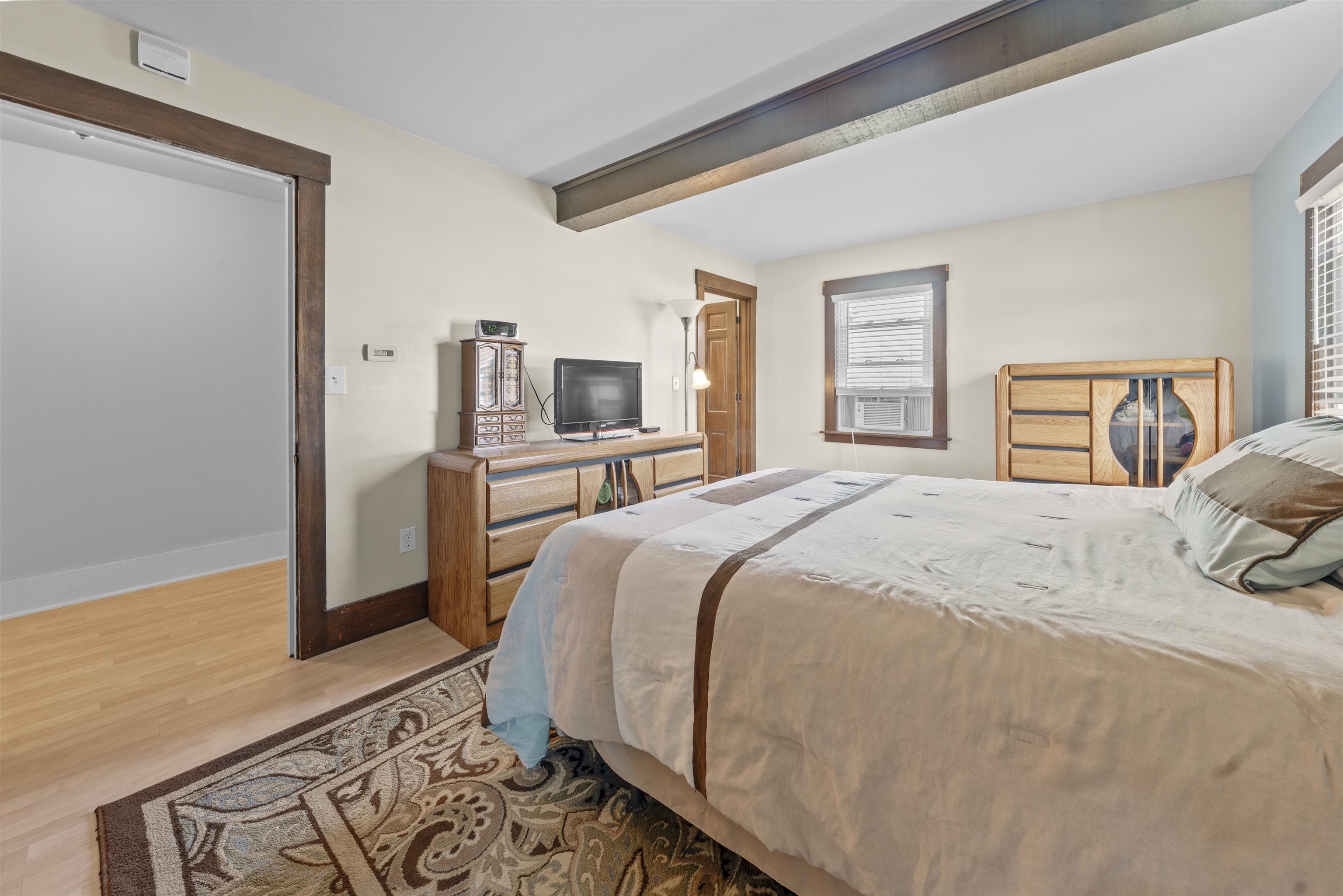 main property photo 37