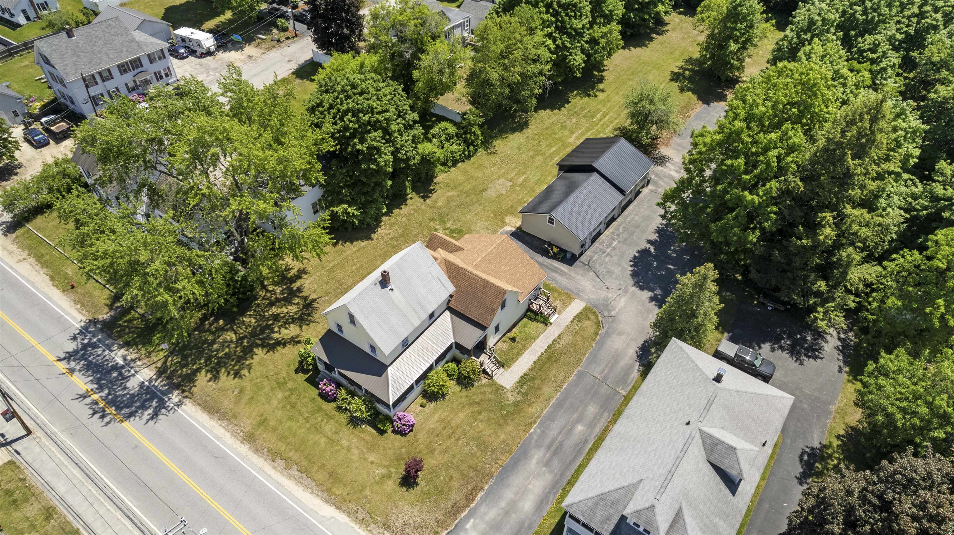 main property photo 8