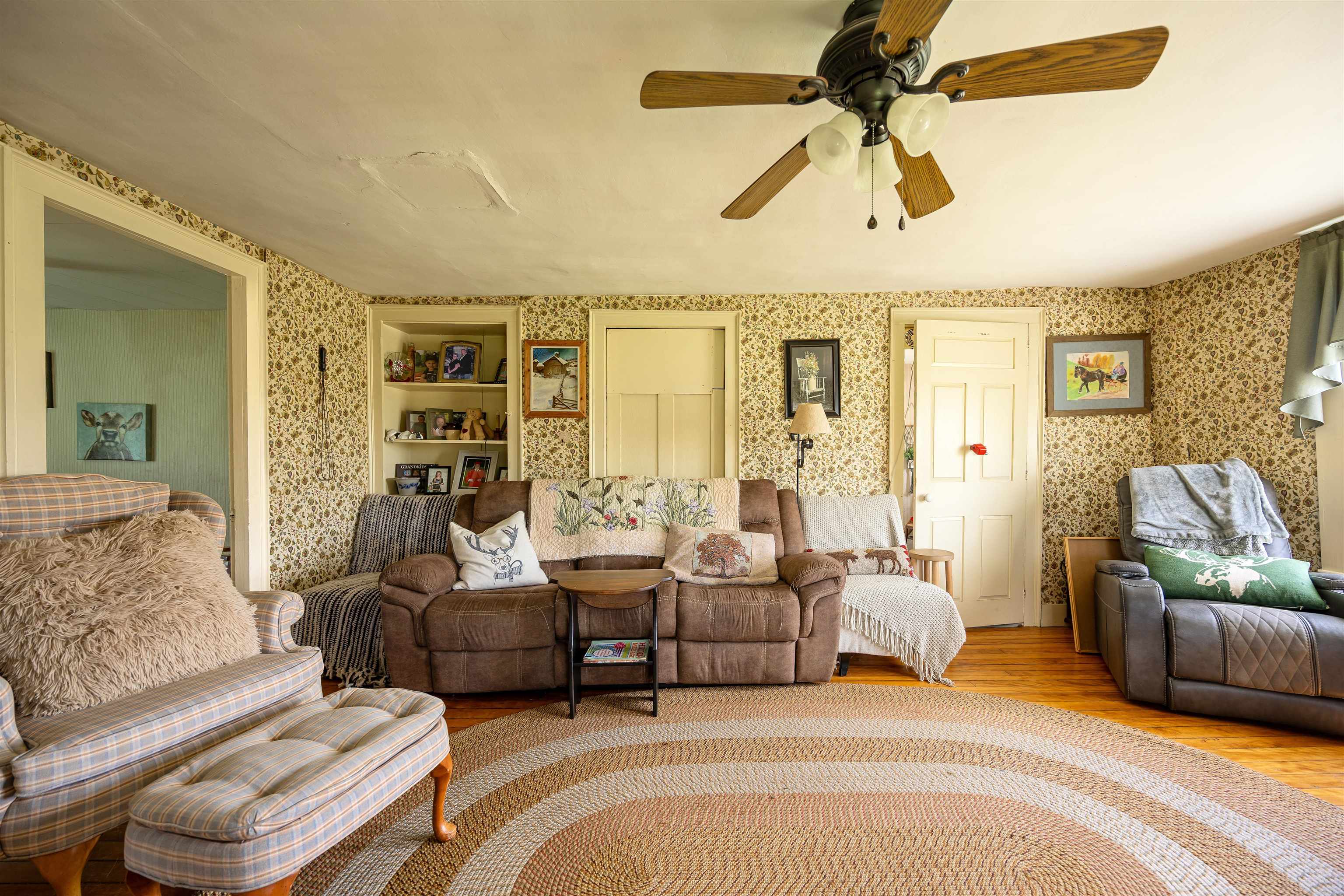 main property photo 26