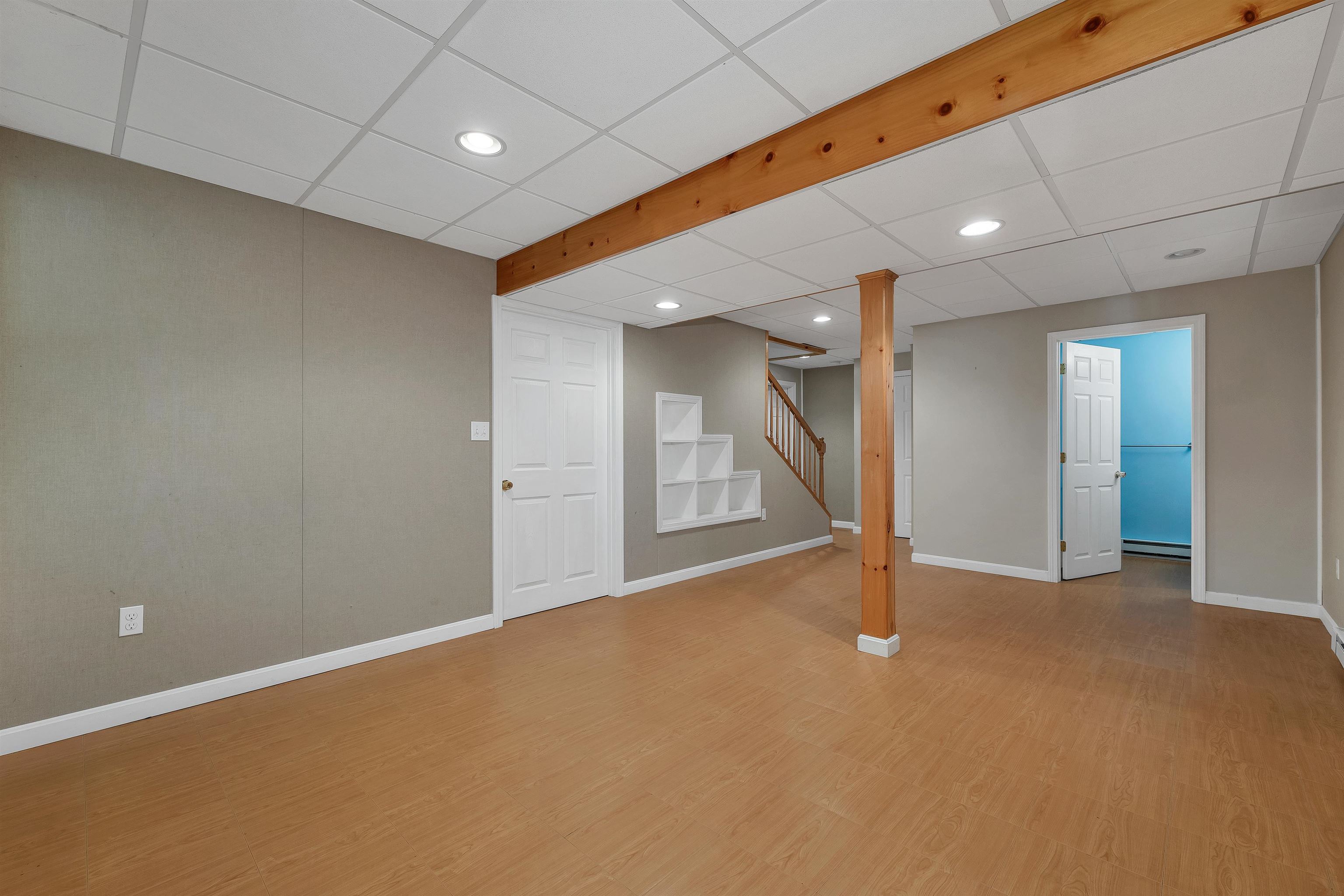 main property photo 34