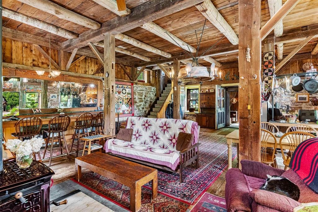 main property photo 14