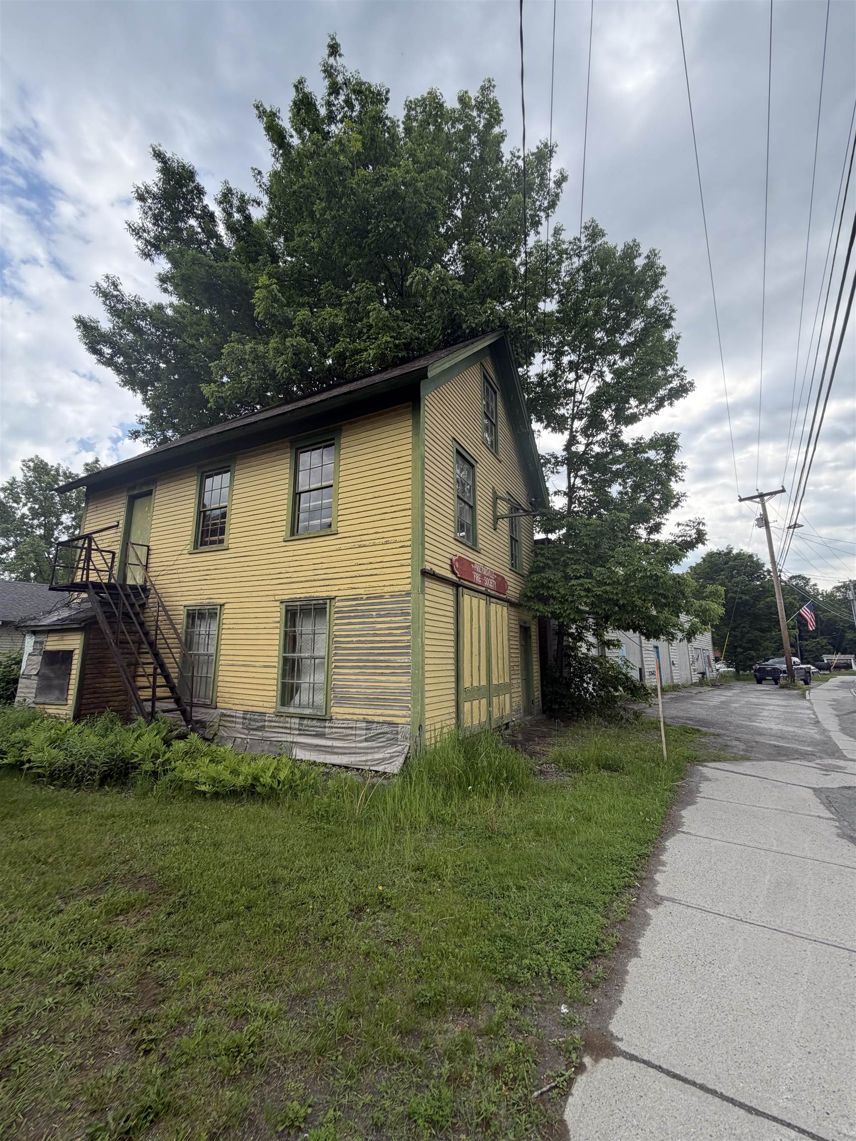 main property photo 4