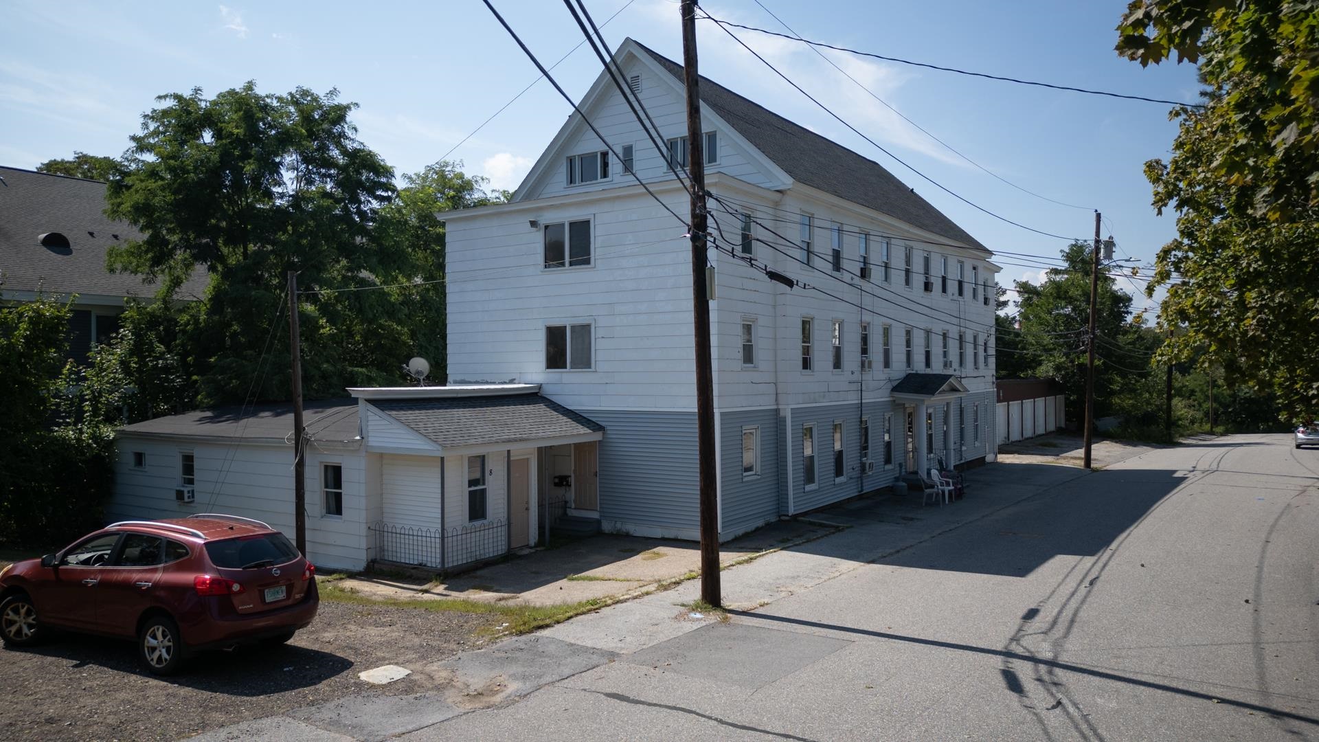 main property photo 5