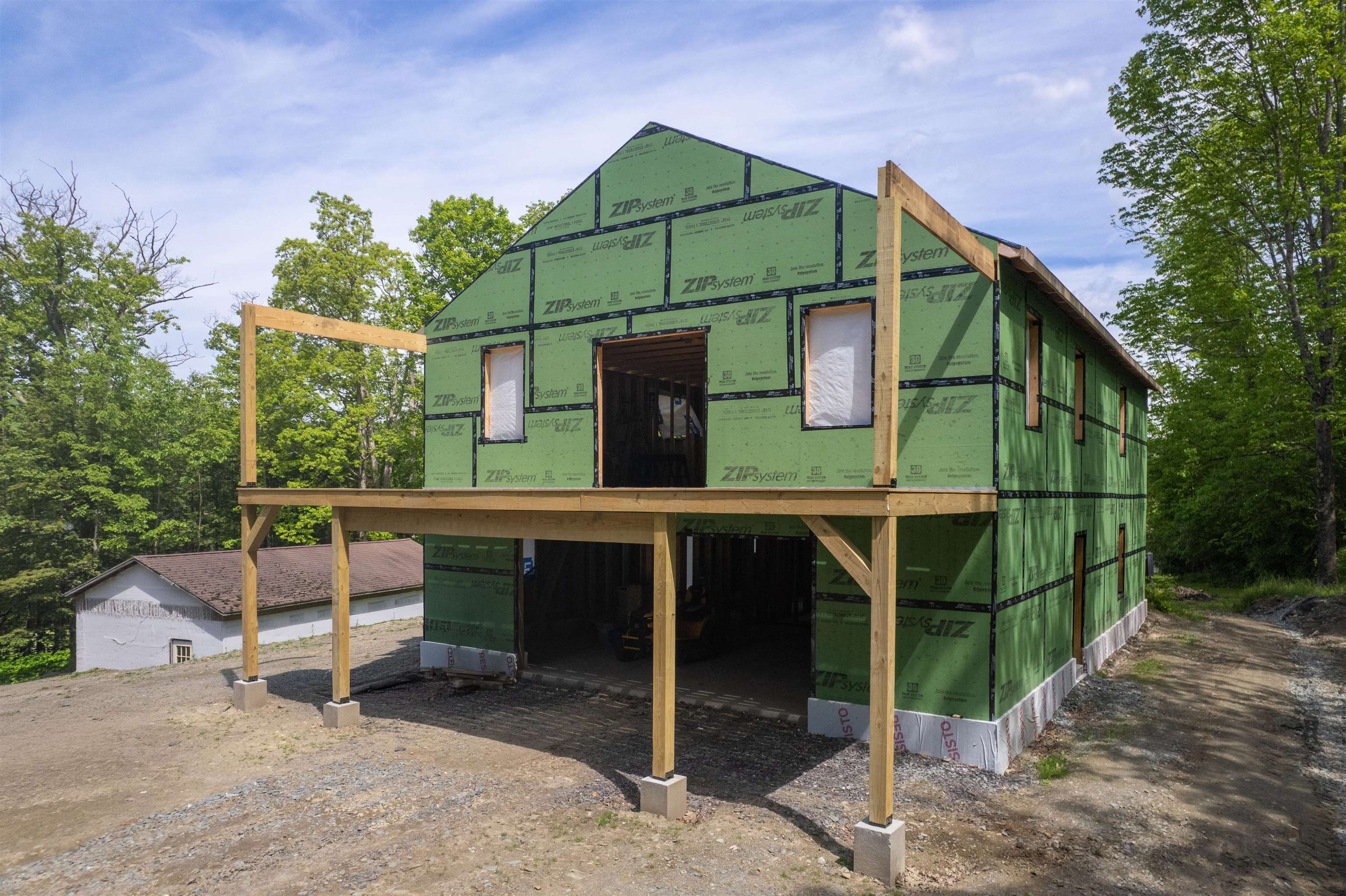 main property photo 21