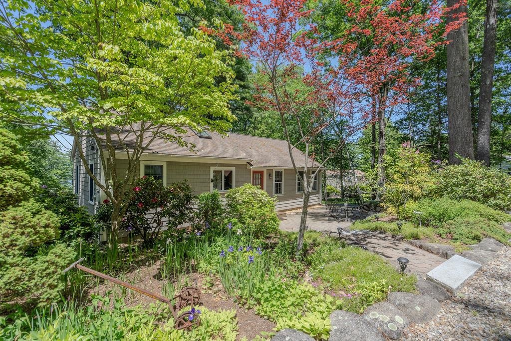 main property photo 30