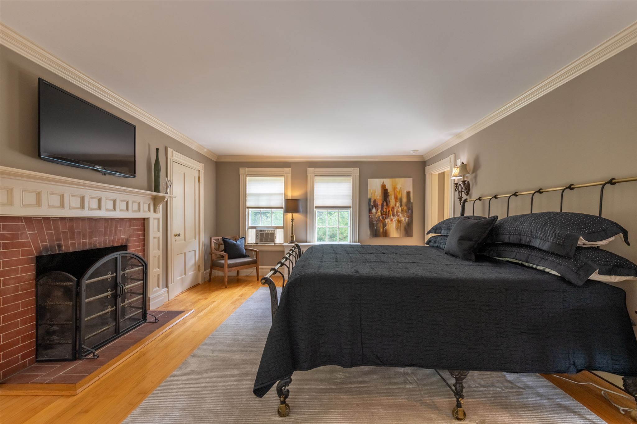 main property photo 22