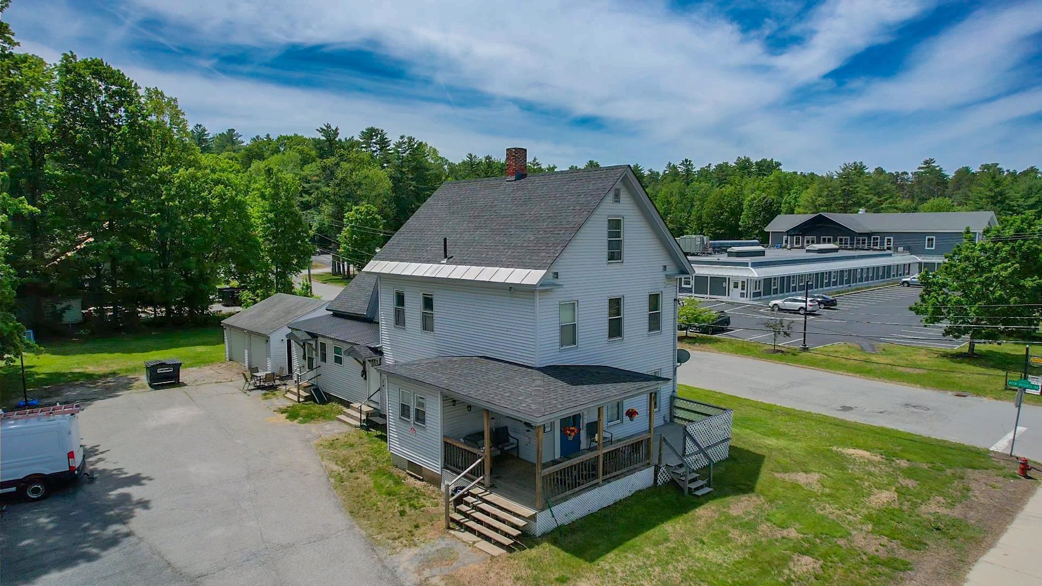main property photo 40