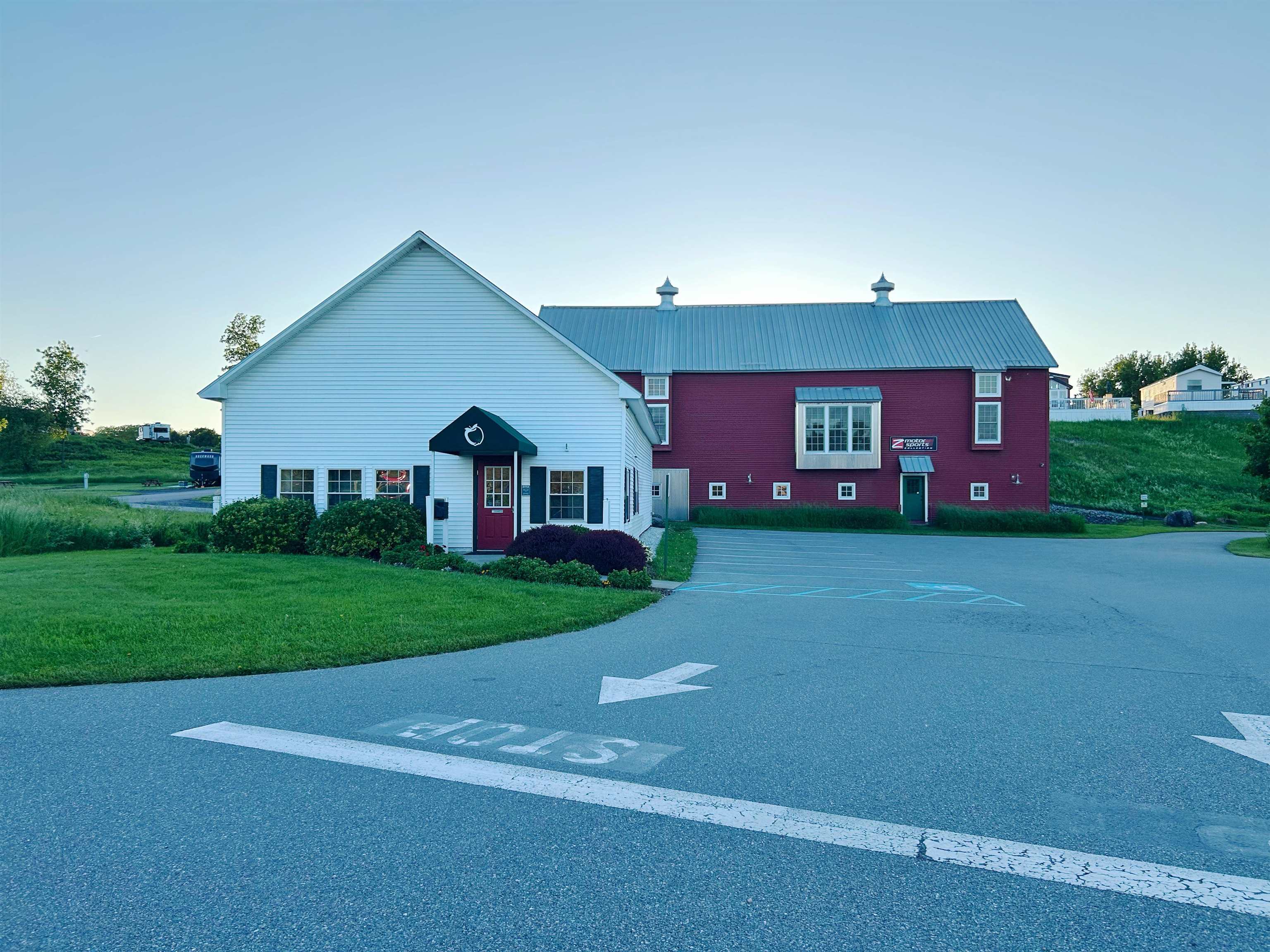 main property photo 39