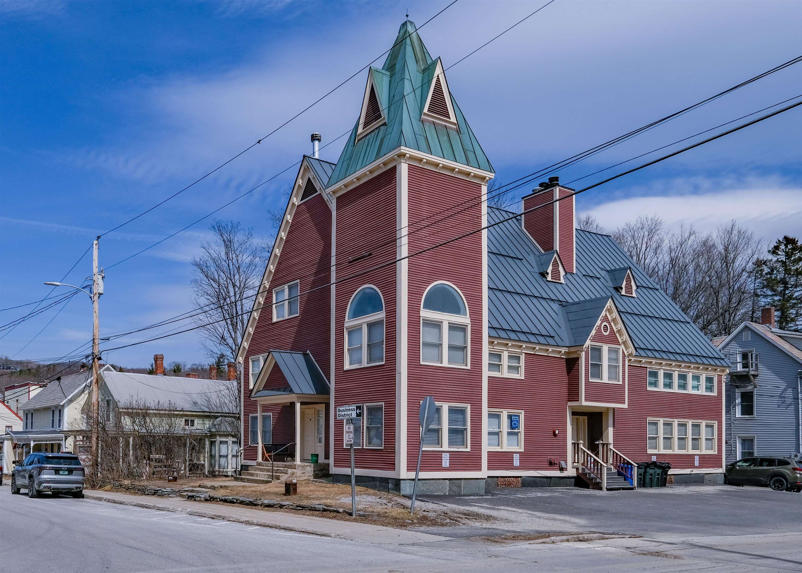 main property photo 33