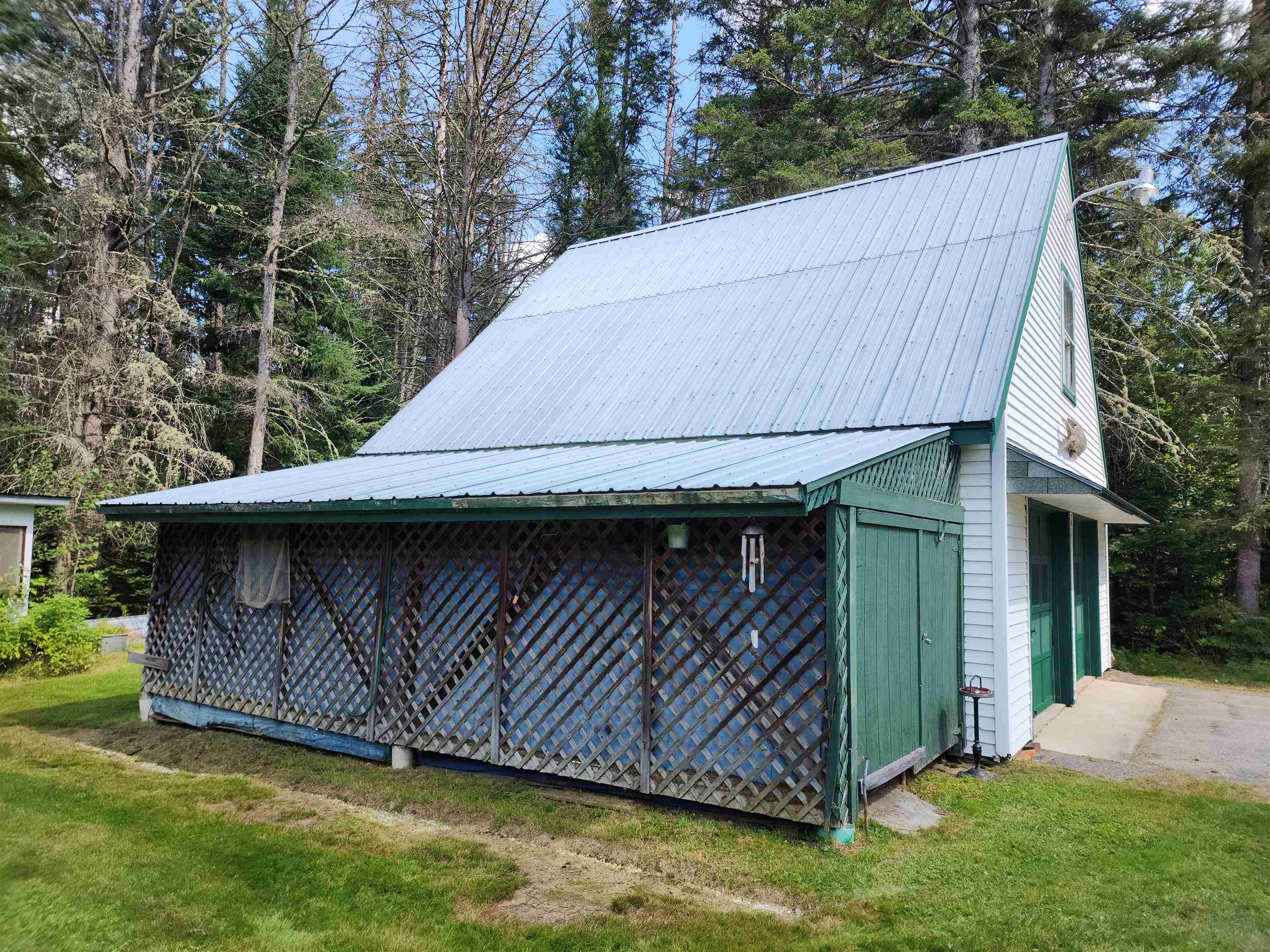 main property photo 41