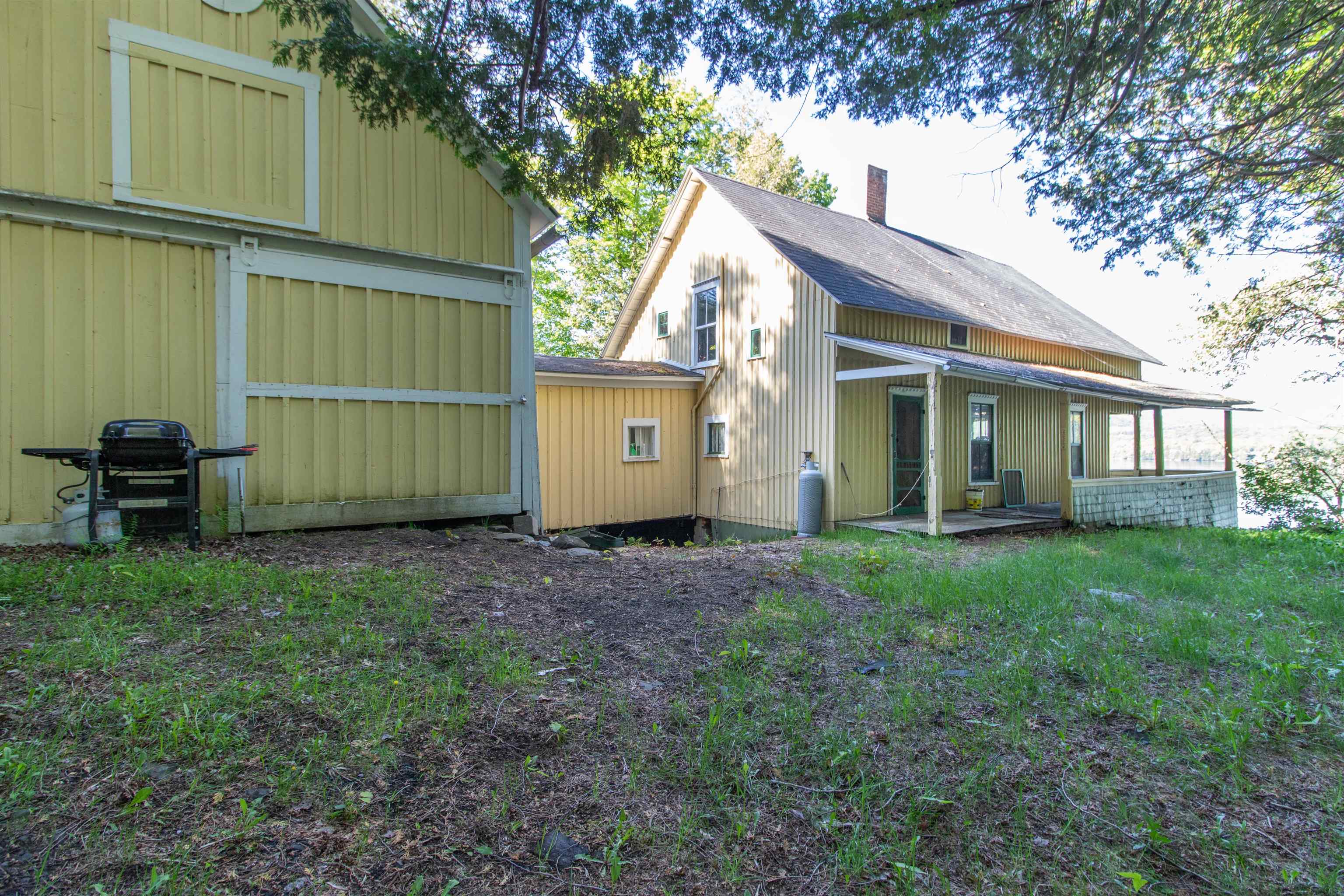 main property photo 20