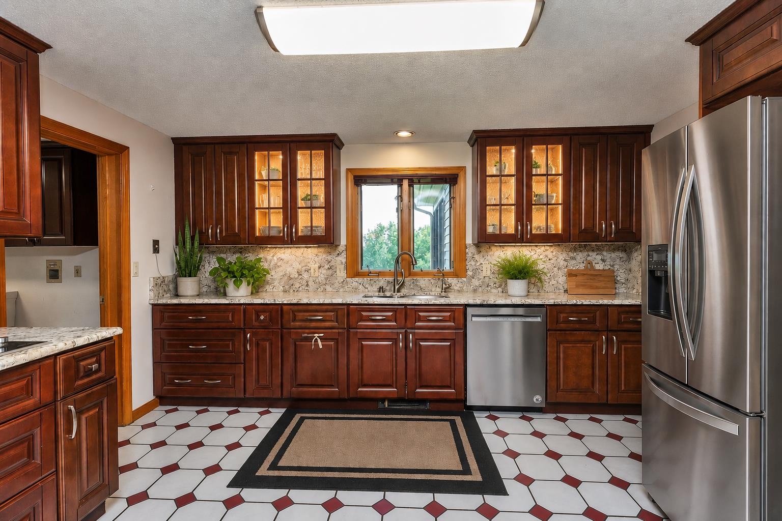 main property photo 9