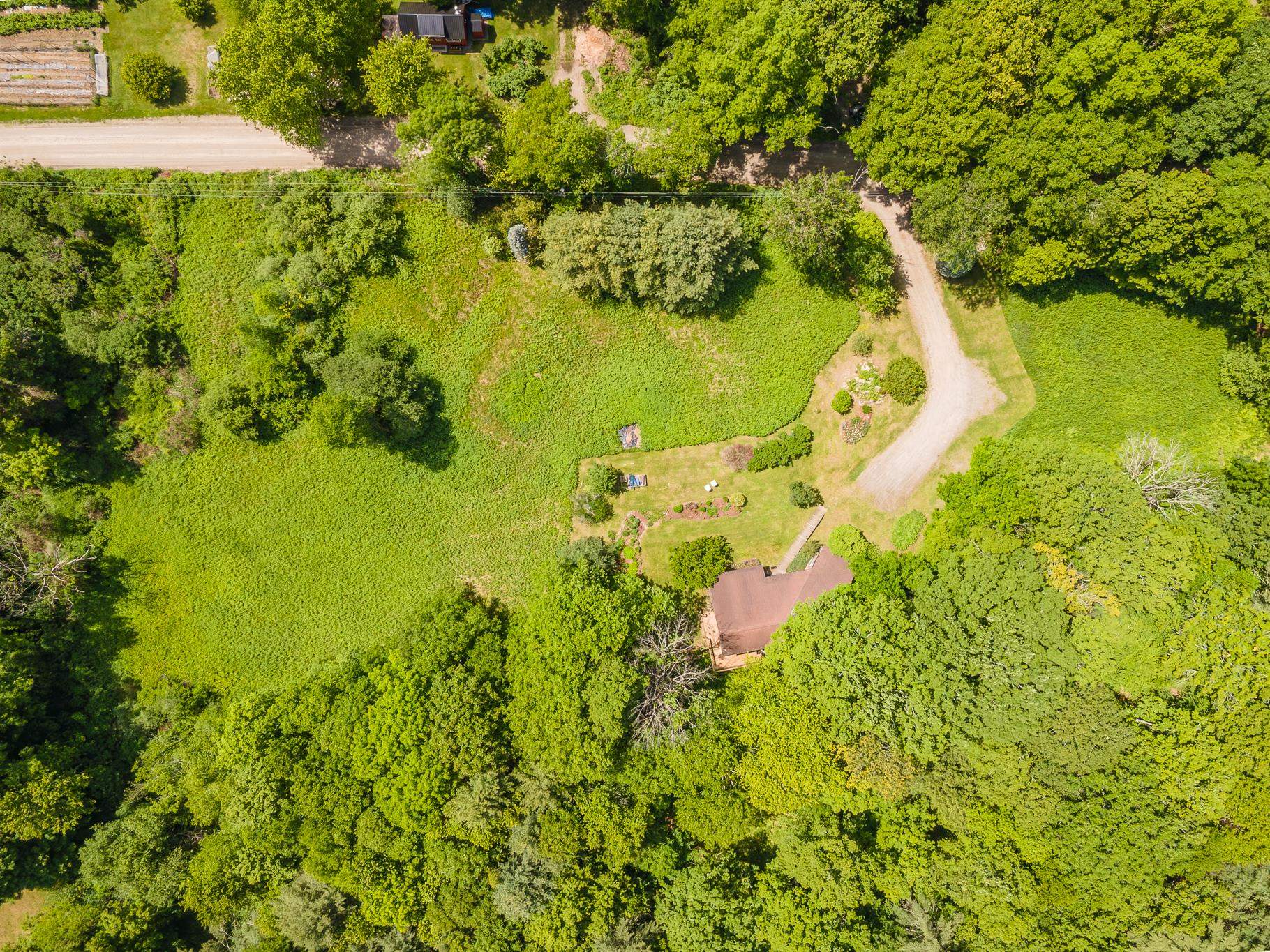 main property photo 50