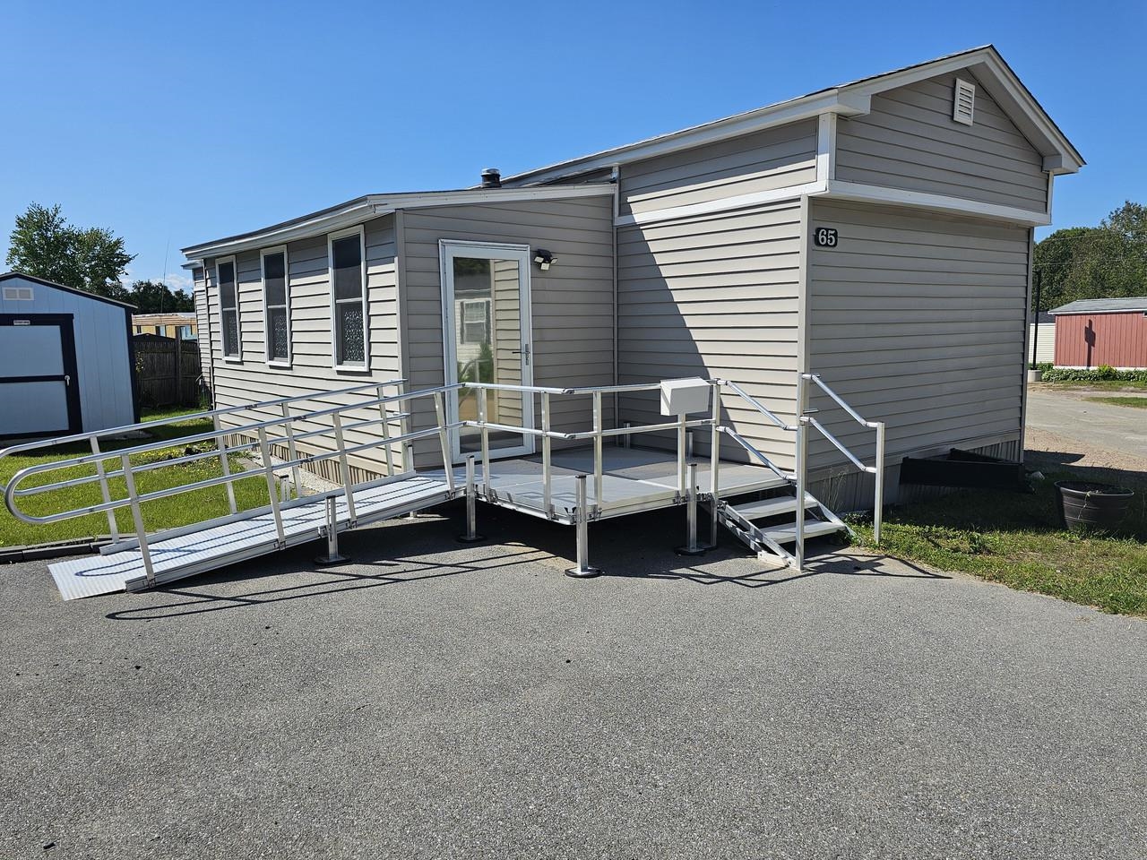 main property photo 37