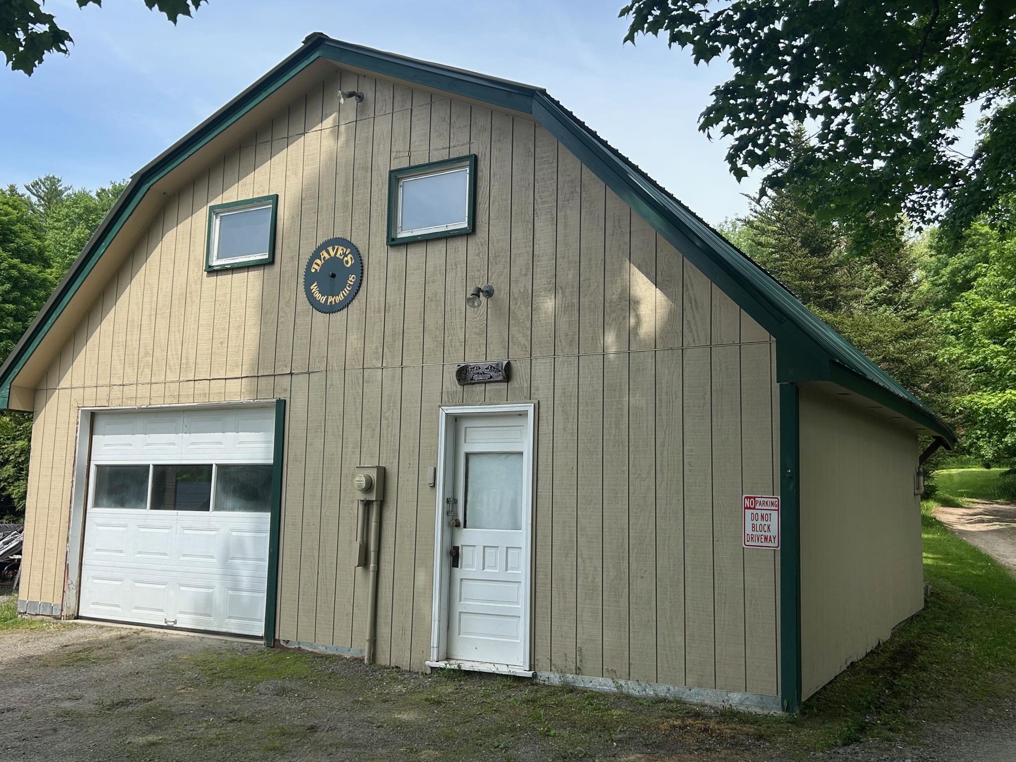 main property photo 33