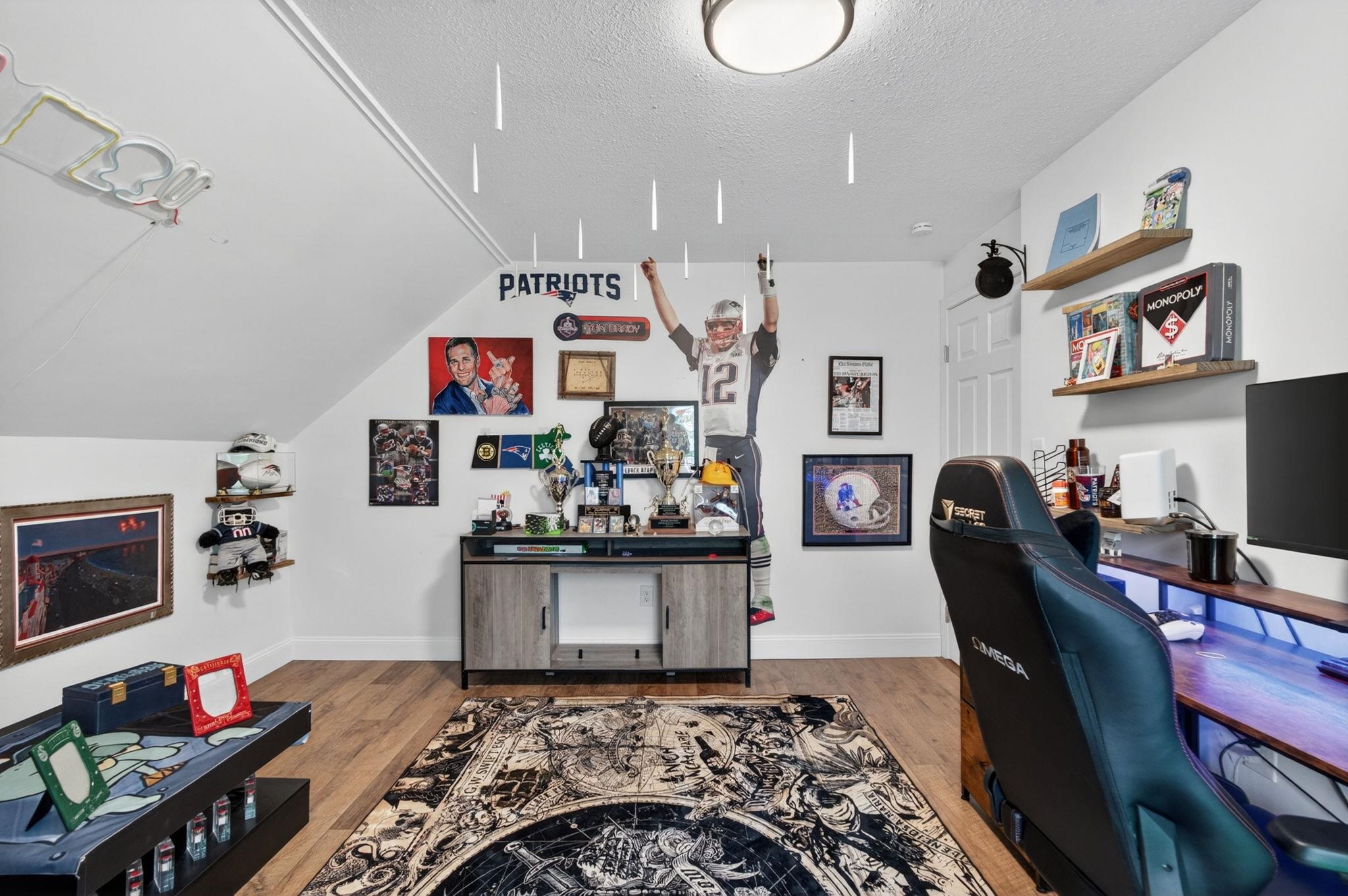 main property photo 17