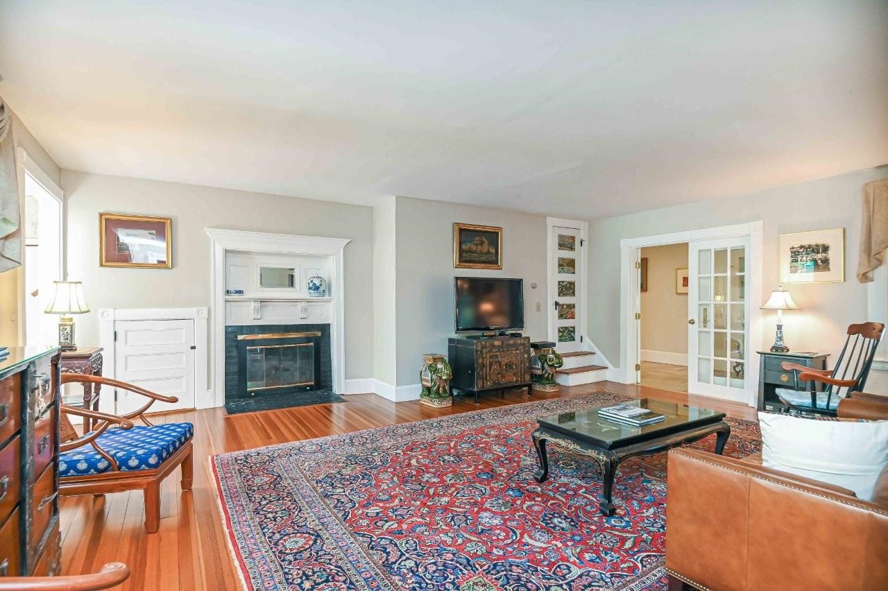 main property photo 25