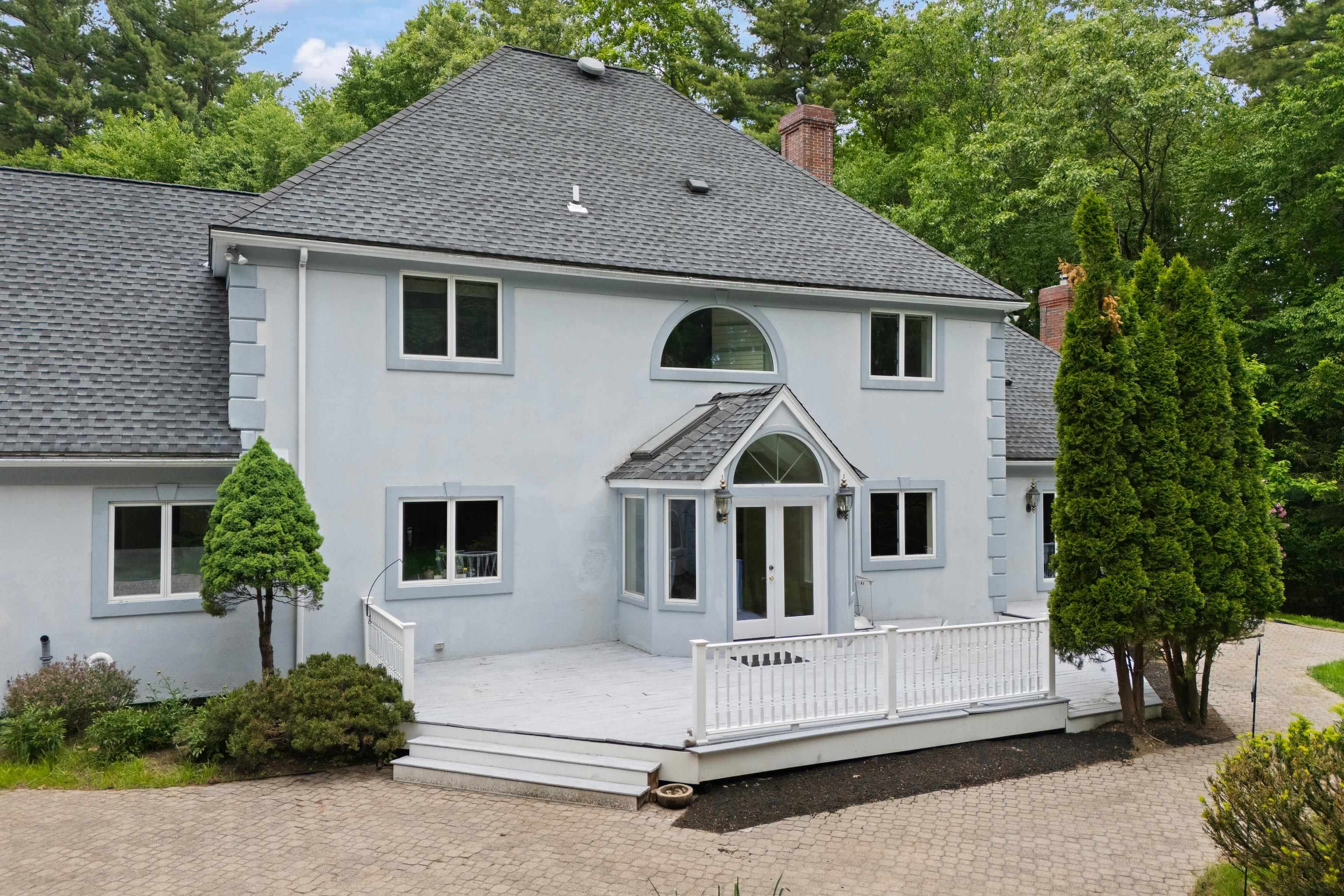 main property photo 54