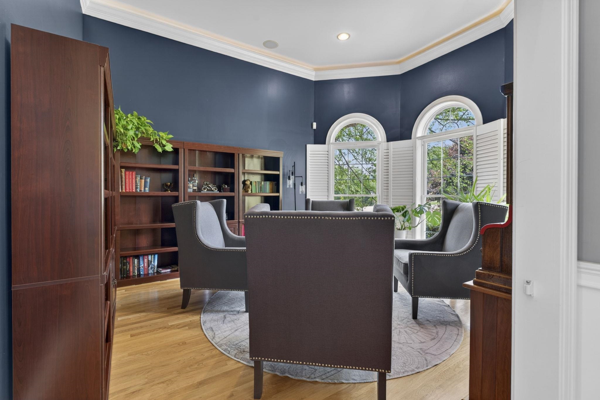 main property photo 12