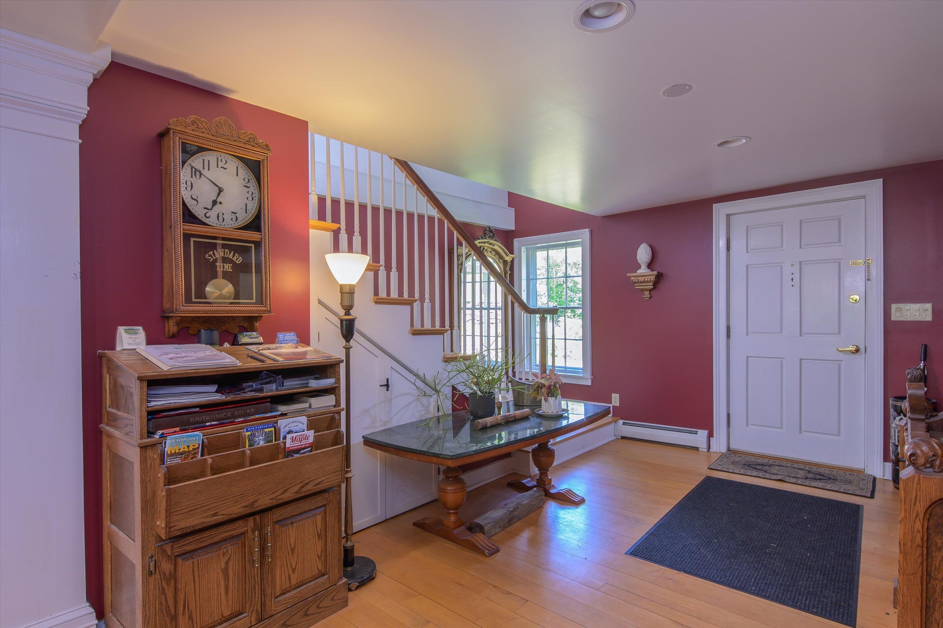 main property photo 4