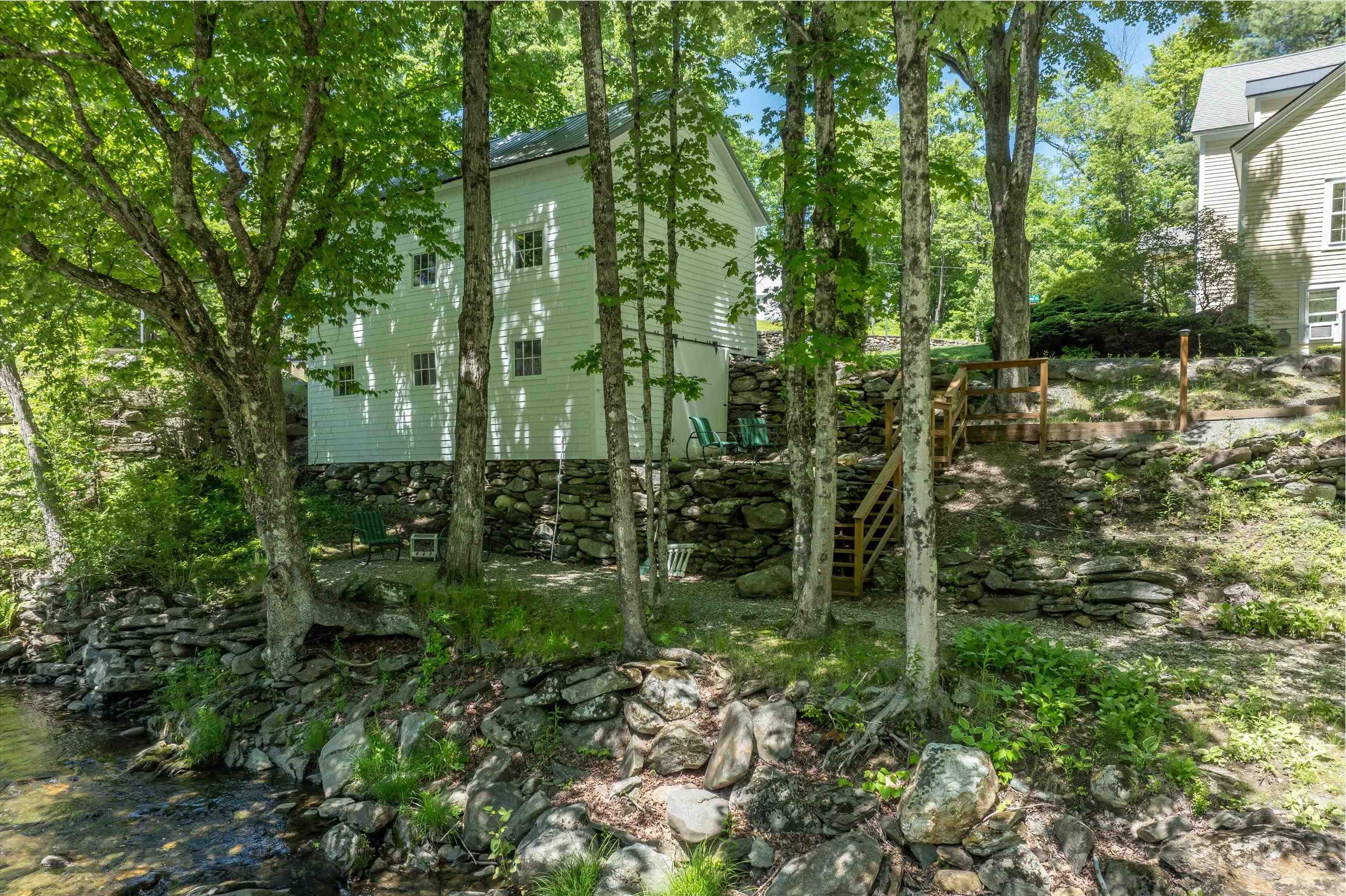 main property photo 49